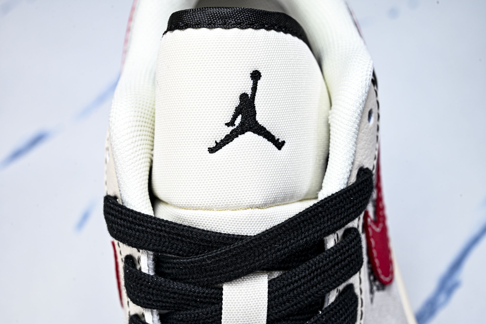 Air Jordan 1 Low 乔1古驰联名- 高端定制 低帮复古篮球鞋CW668-106 YZ039
