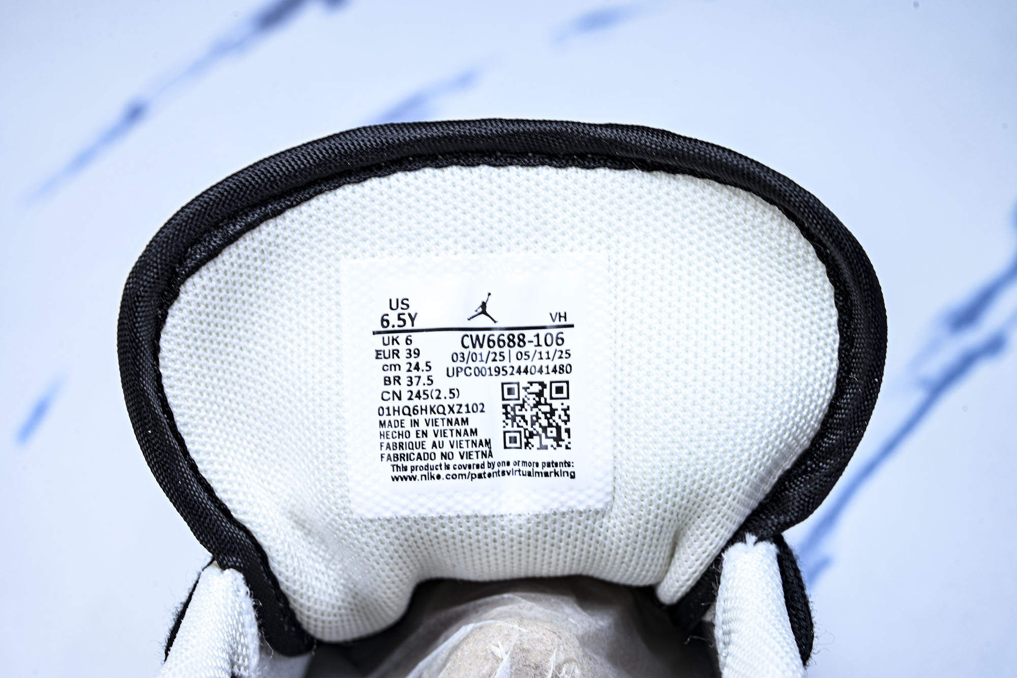 Air Jordan 1 Low 乔1古驰联名- 高端定制 低帮复古篮球鞋CW668-106 YZ039