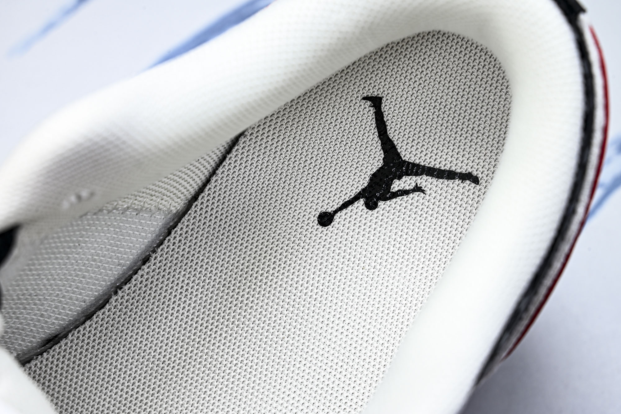 Air Jordan 1 Low 乔1古驰联名- 高端定制 低帮复古篮球鞋CW668-106 YZ039
