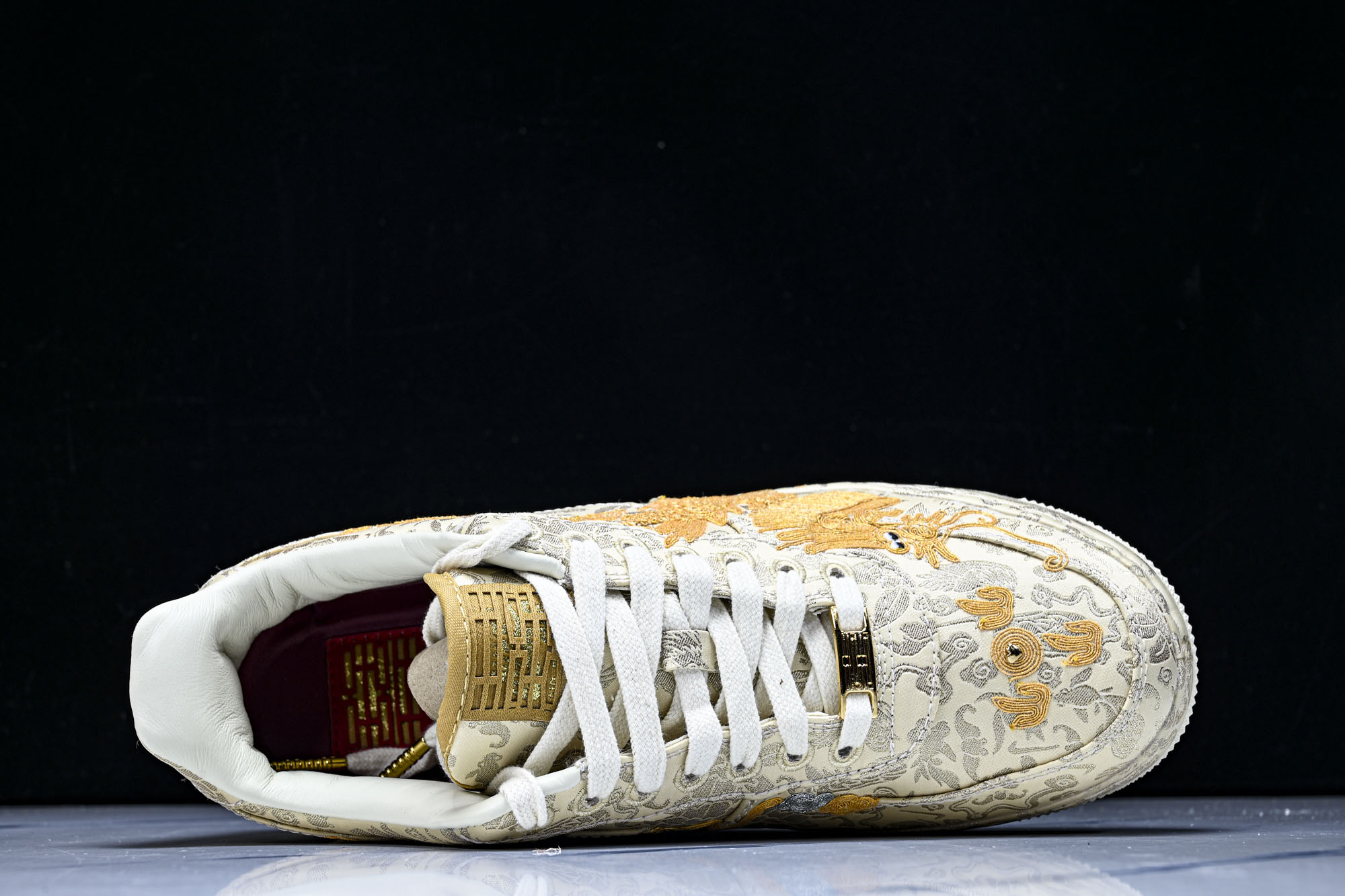 Nk Air Force 1'07 Low 龙凤呈祥 龙年限定 空军一号低帮休闲板鞋 HJ4285-77