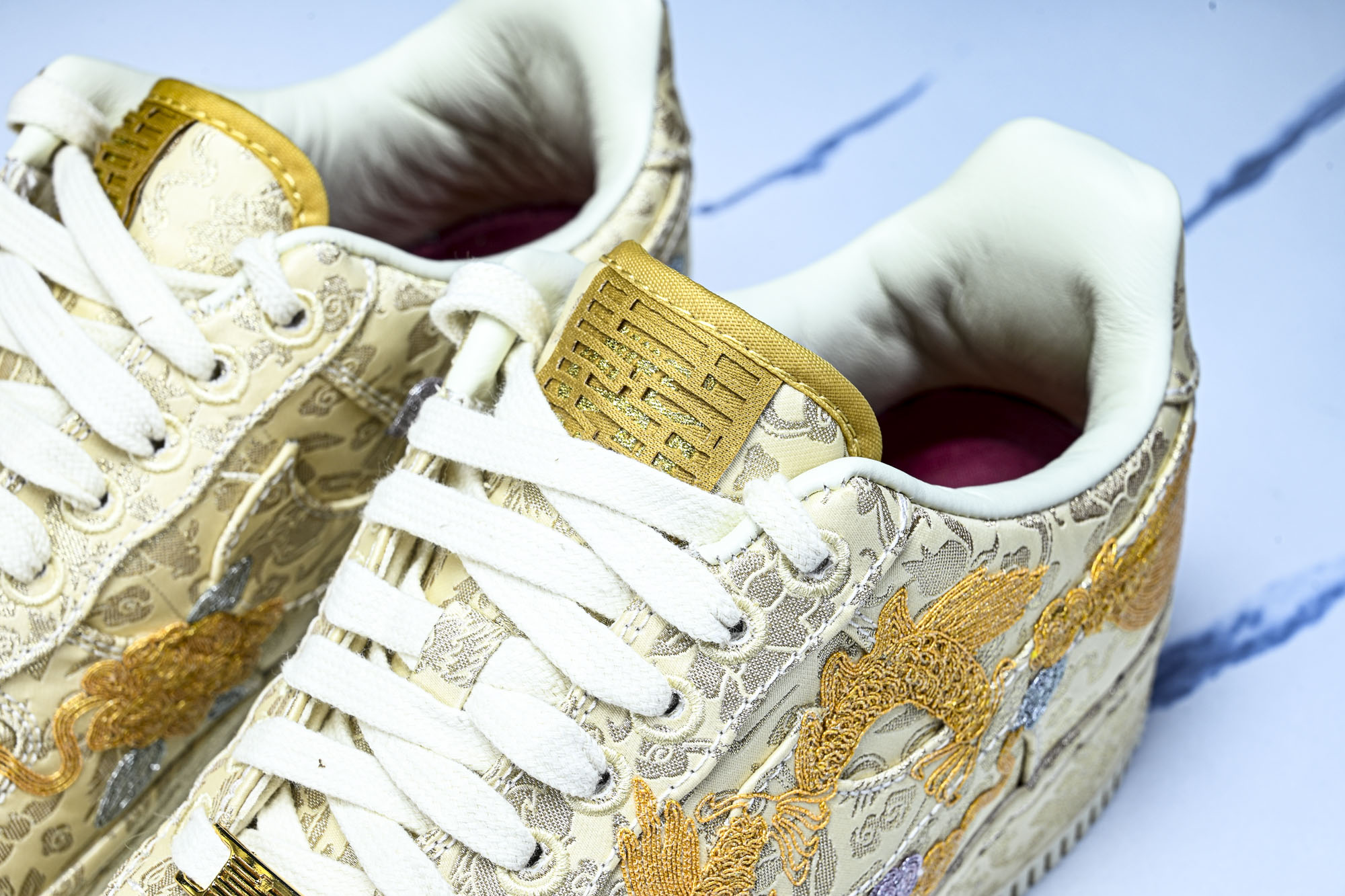 Nk Air Force 1'07 Low 龙凤呈祥 龙年限定 空军一号低帮休闲板鞋 HJ4285-77