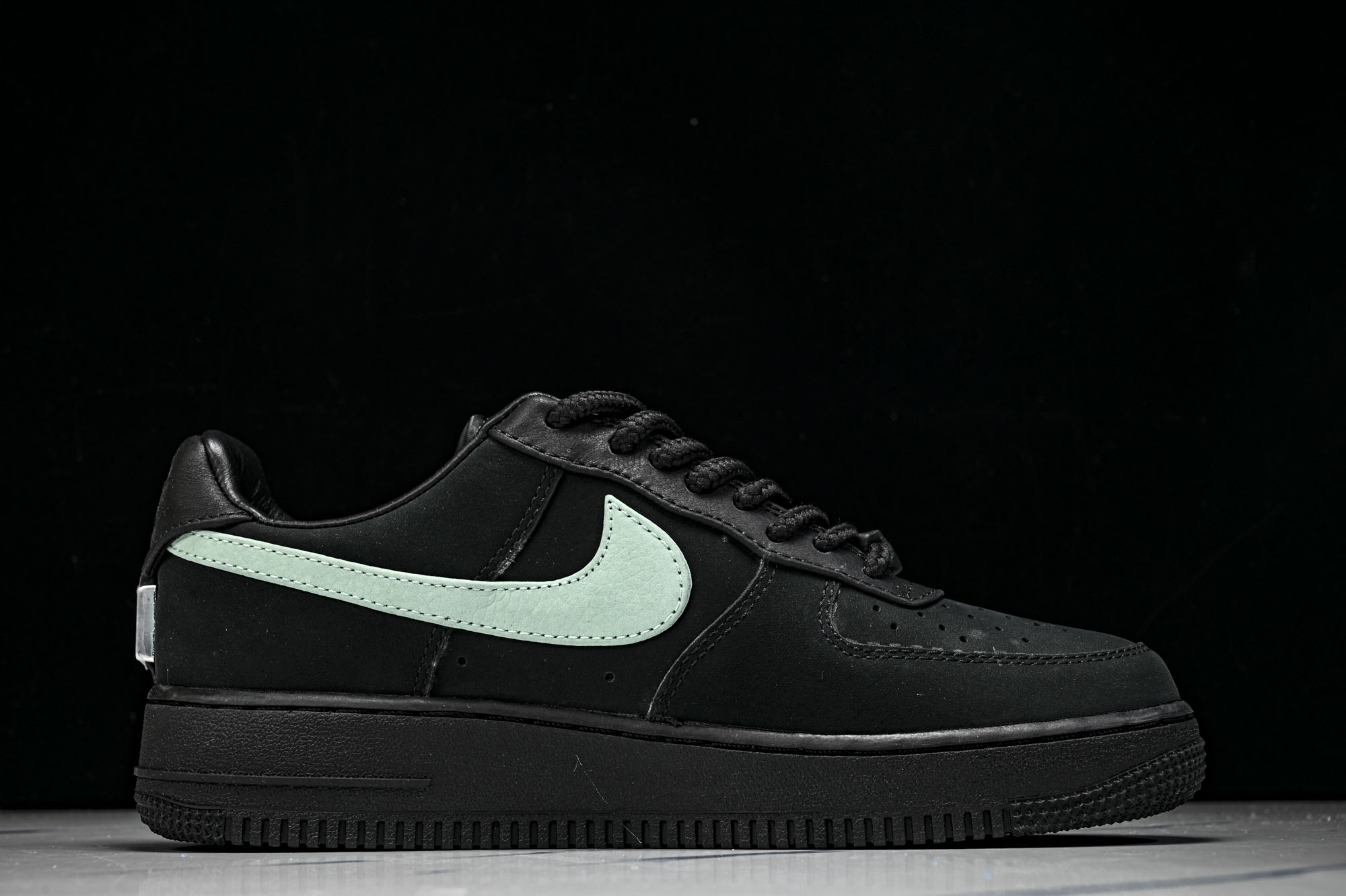 TIFFANY & CO .／蒂芙尼 x Nk Air Force 1 Low  1837  蒂芙尼联名