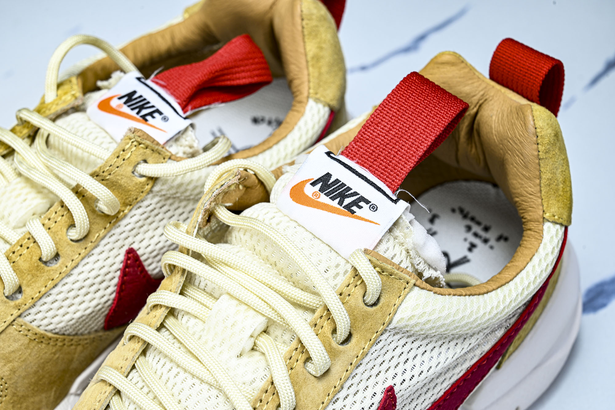 Tom Sachs x Nike Mars Yard 2.0 宇航员 AA2261-100 YZ0053