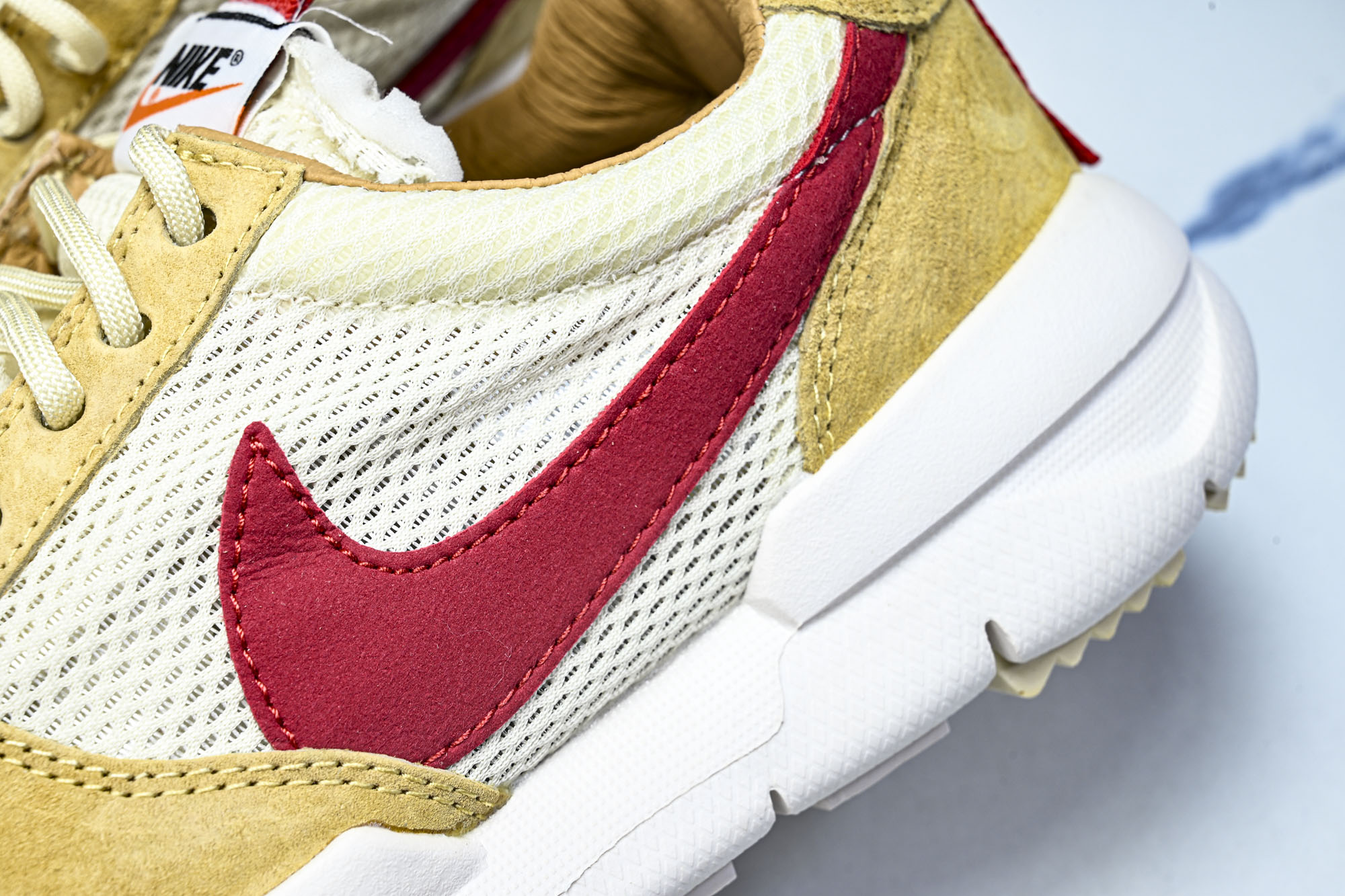 Tom Sachs x Nike Mars Yard 2.0 宇航员 AA2261-100 YZ0053