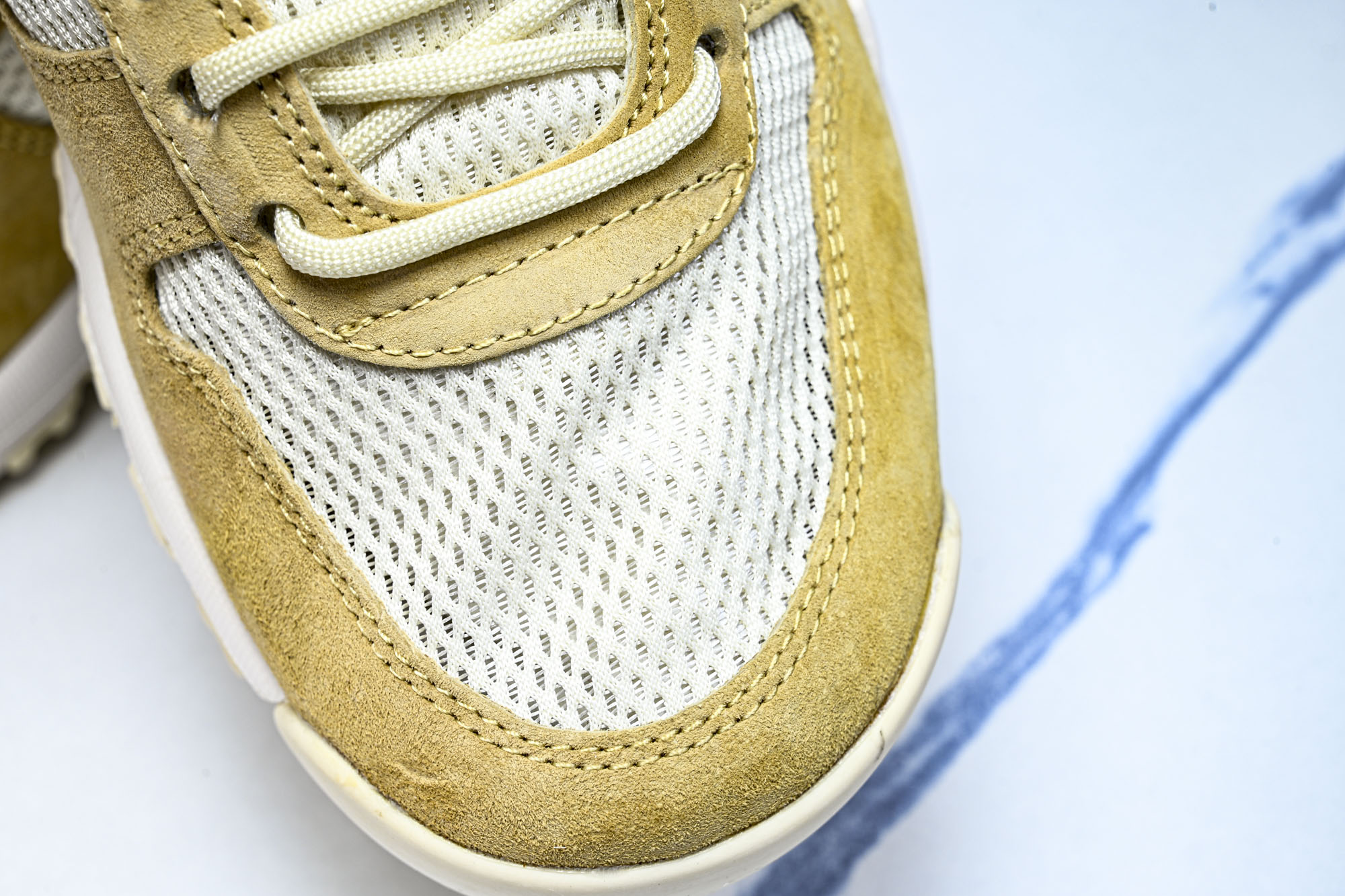 Tom Sachs x Nike Mars Yard 2.0 宇航员 AA2261-100 YZ0053