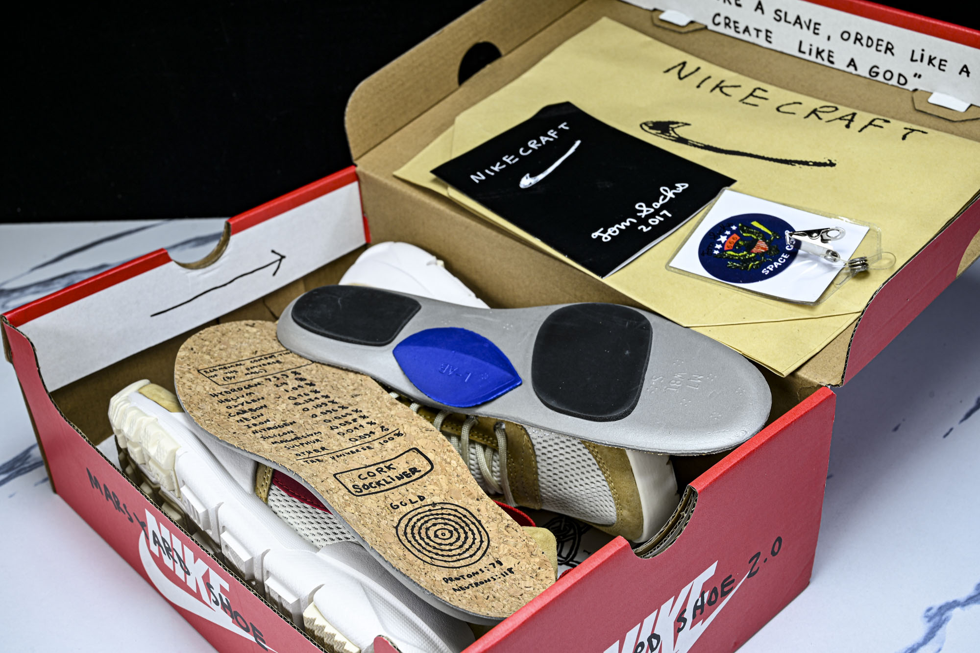 Tom Sachs x Nike Mars Yard 2.0 宇航员 AA2261-100 YZ0053
