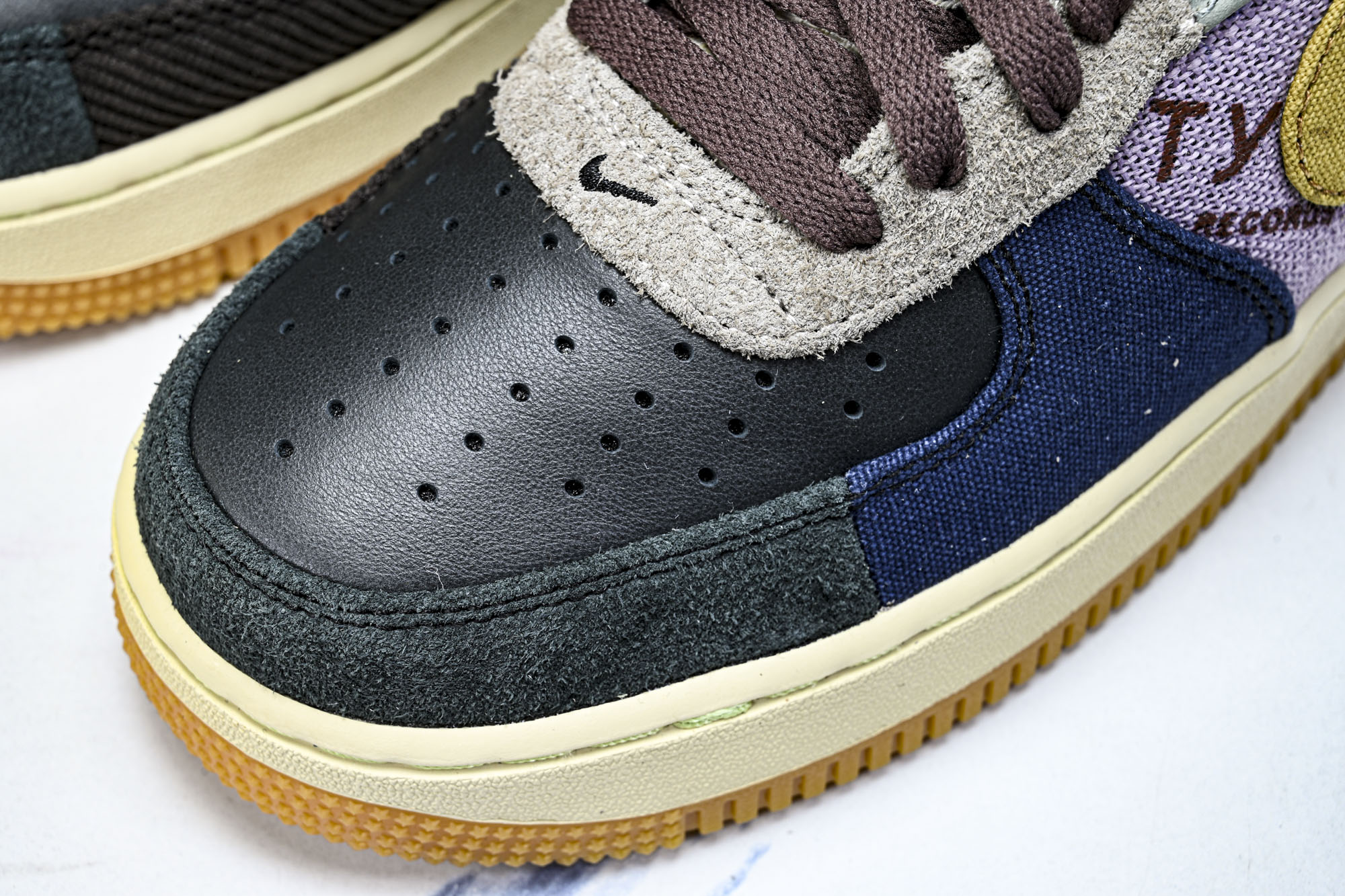 Travis Scott x Nk Air Force 1 Low 空军联名款休闲板鞋 CN2405-9