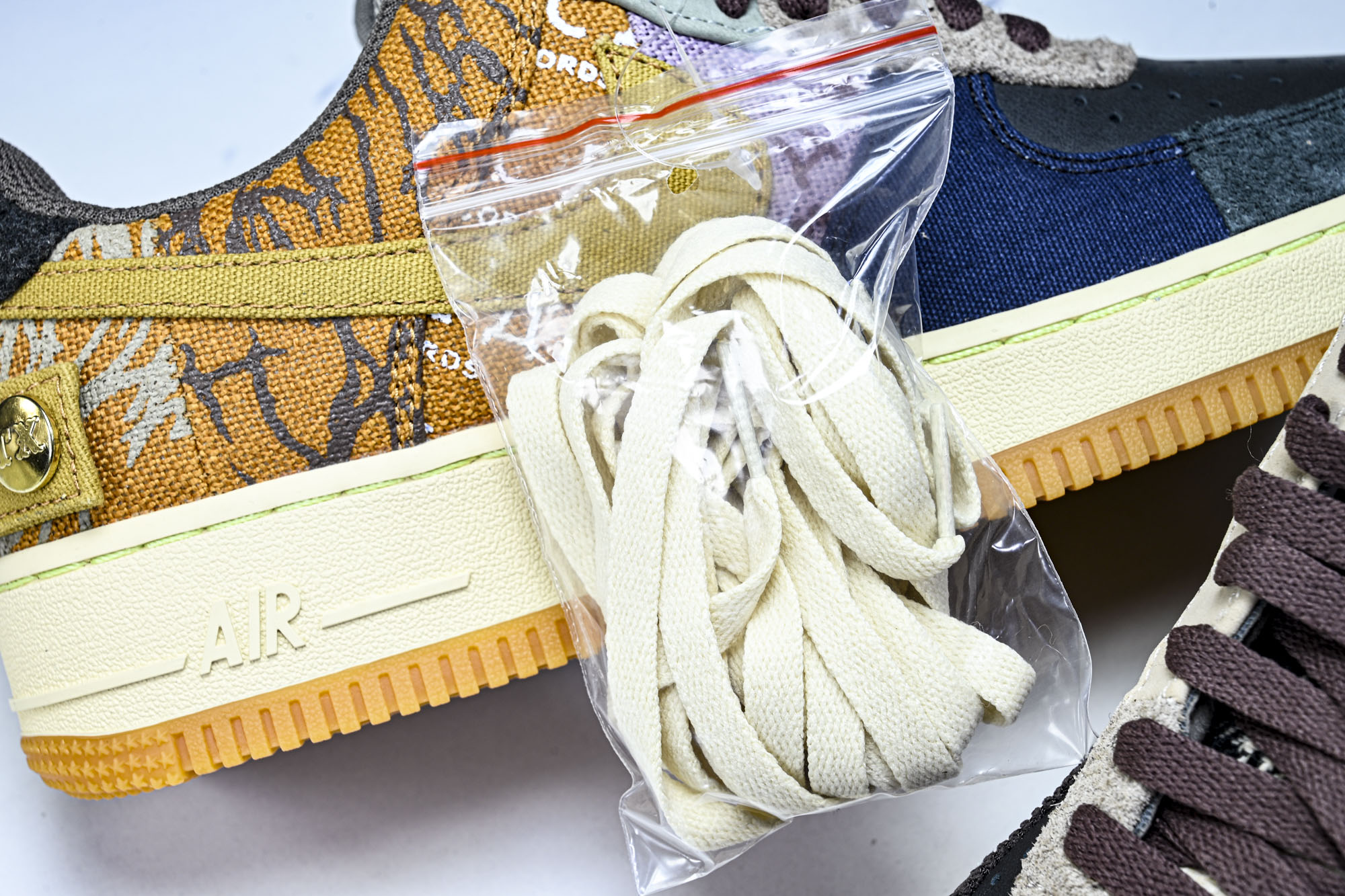 Travis Scott x Nk Air Force 1 Low 空军联名款休闲板鞋 CN2405-9