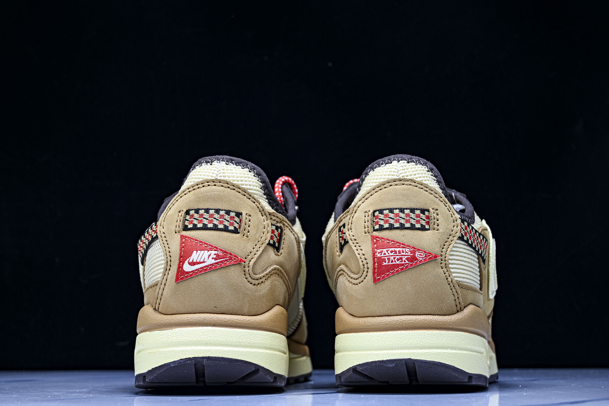 Travish Scott x NK Air Max 1 “Wheat”复古休闲跑步鞋 小麦 倒钩 DO