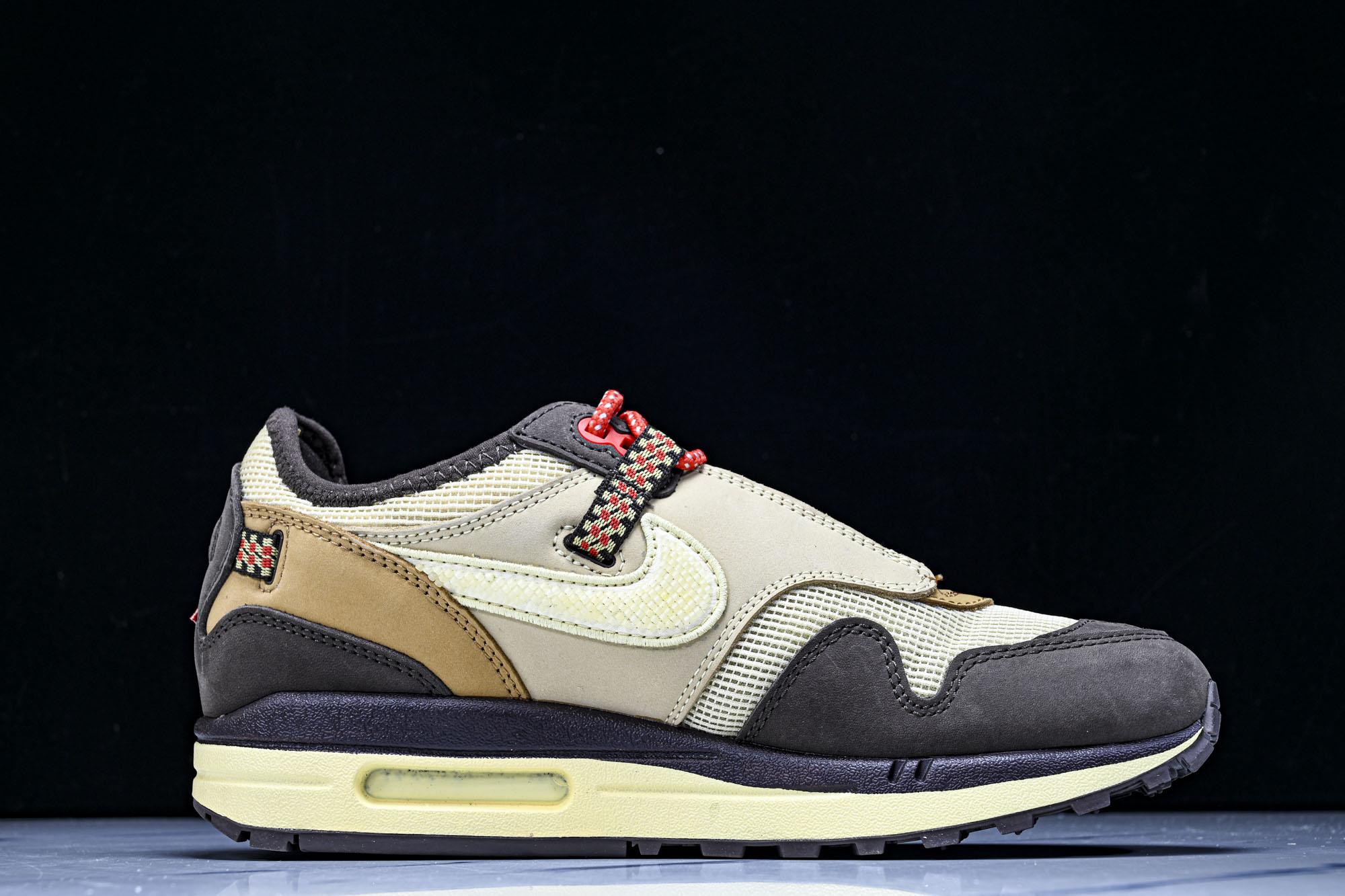 Travish Scott x NK Air Max 1 “Wheat”复古休闲跑步鞋 小麦 倒钩D09