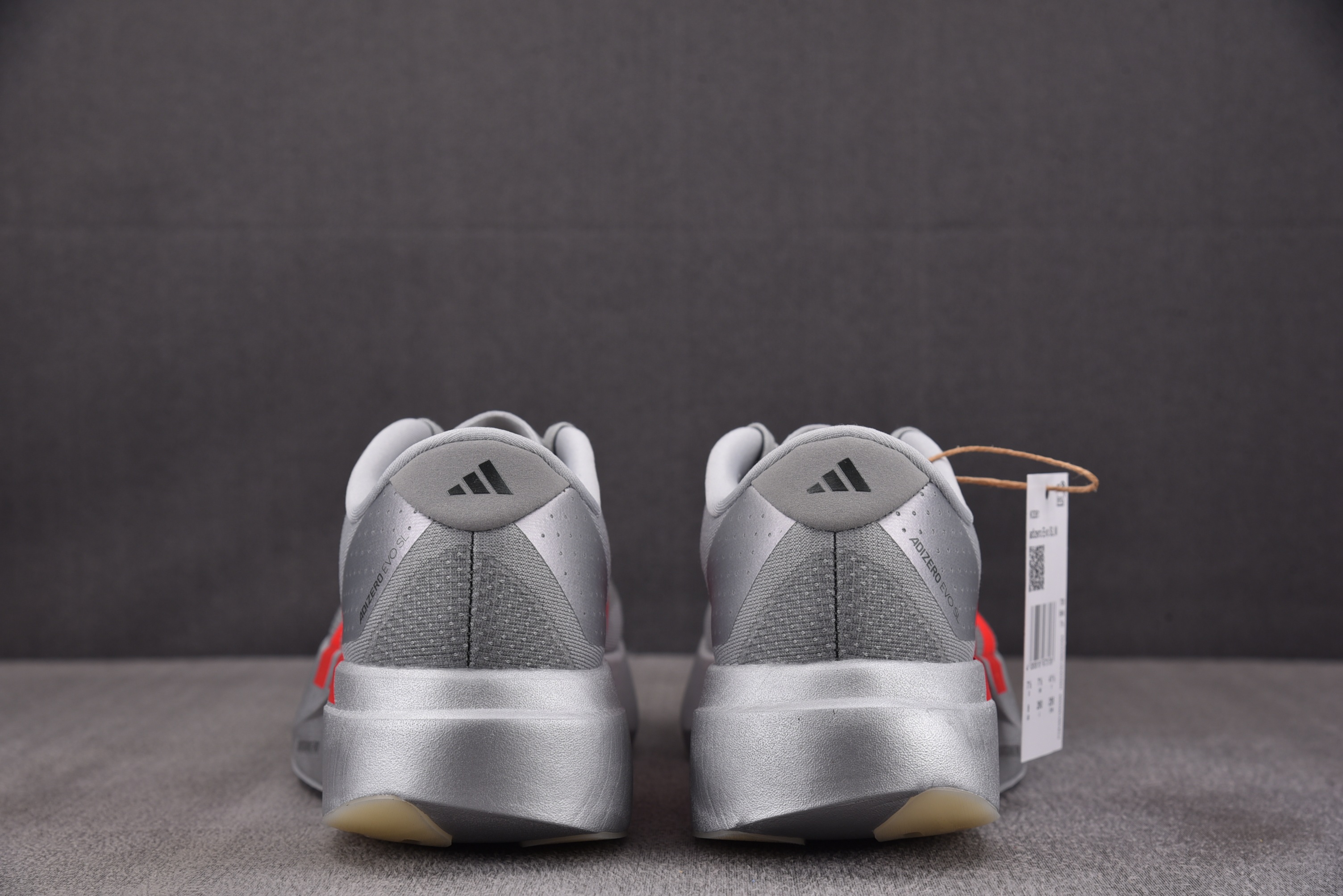 AD Adizero EVO SL Silver Metallic Lucid Red 银灰红 KI33