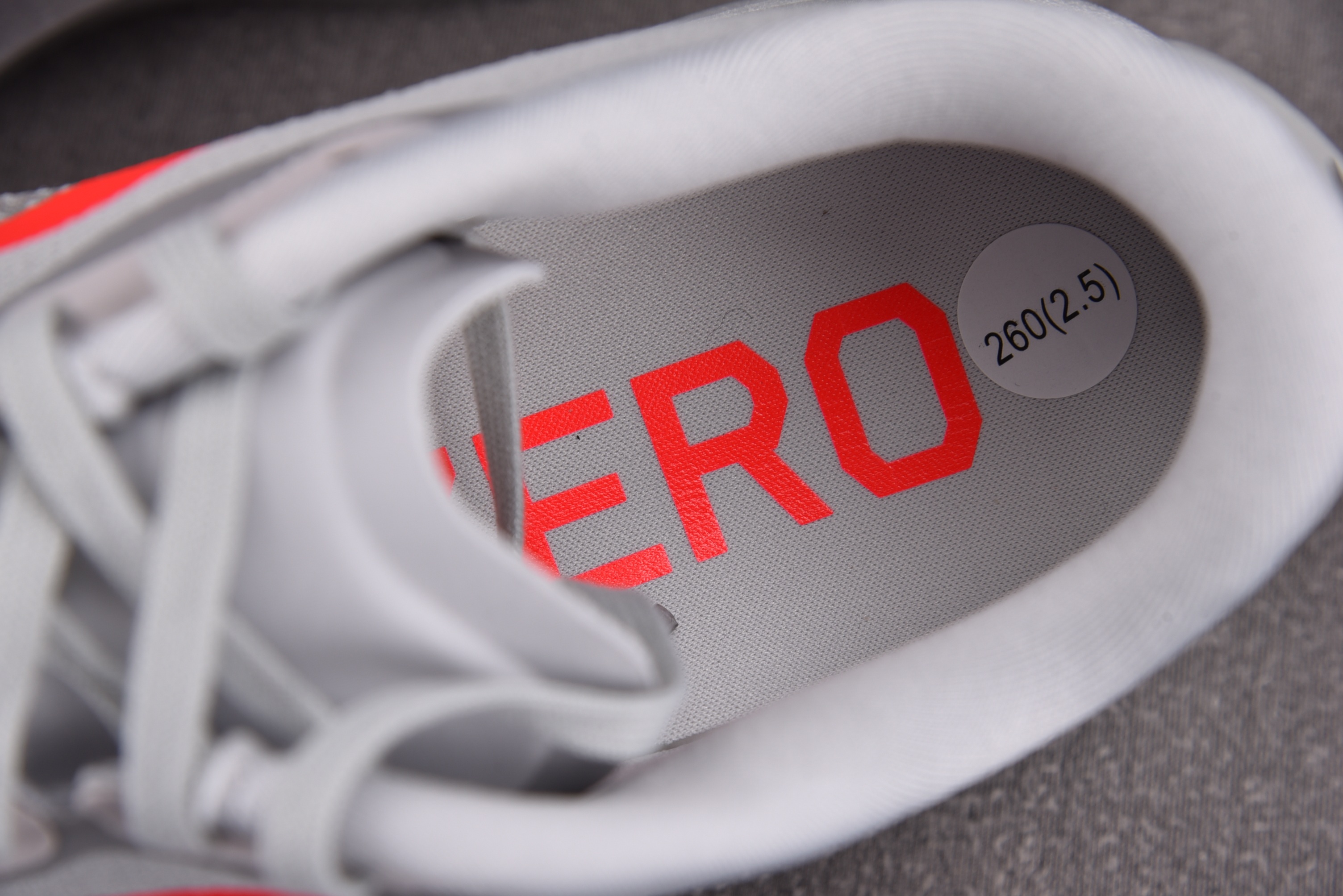 AD Adizero EVO SL Silver Metallic Lucid Red 银灰红 KI33