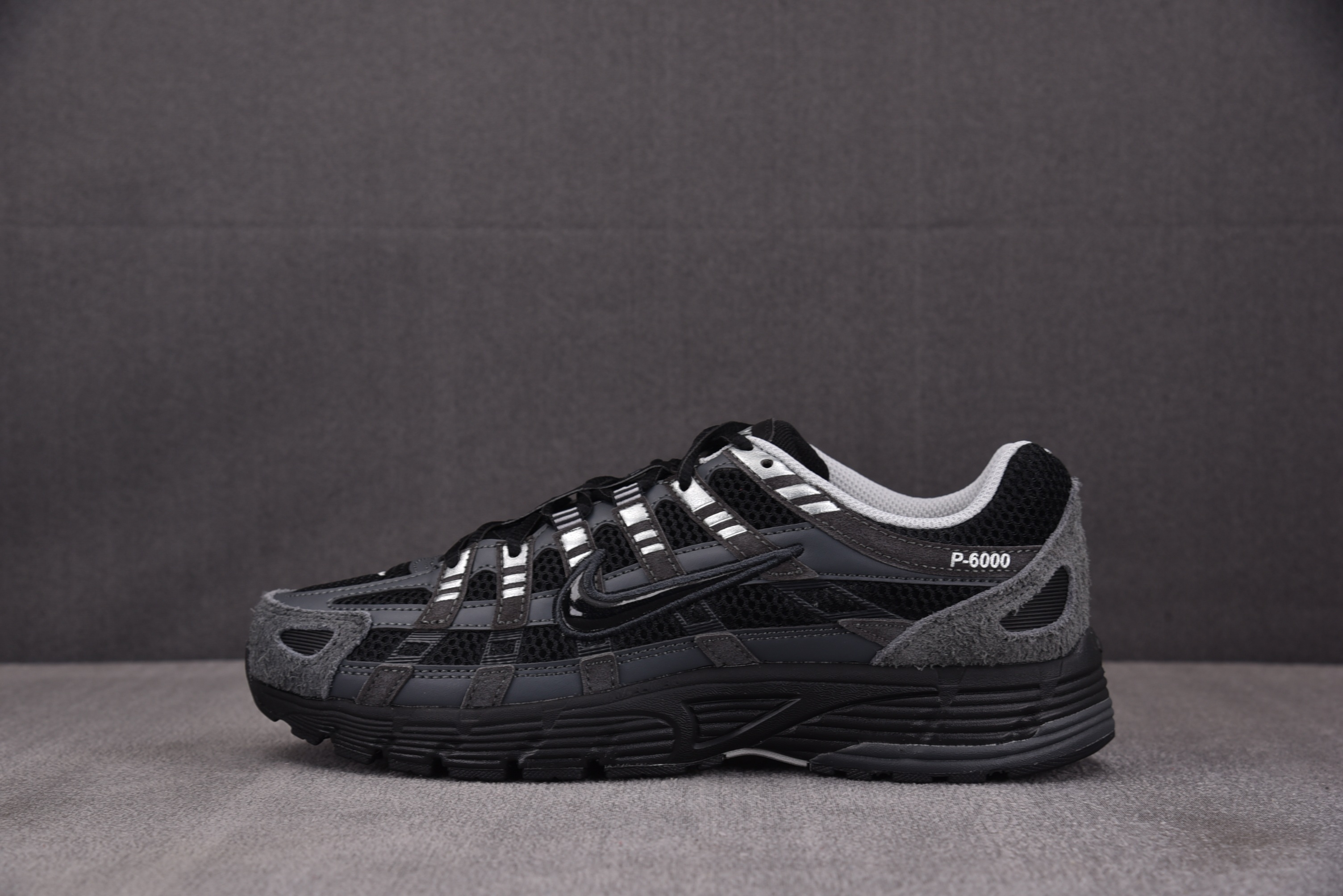 NK P-6000 Anthracite Metallic Silver 黑灰 HF0015-002 Y