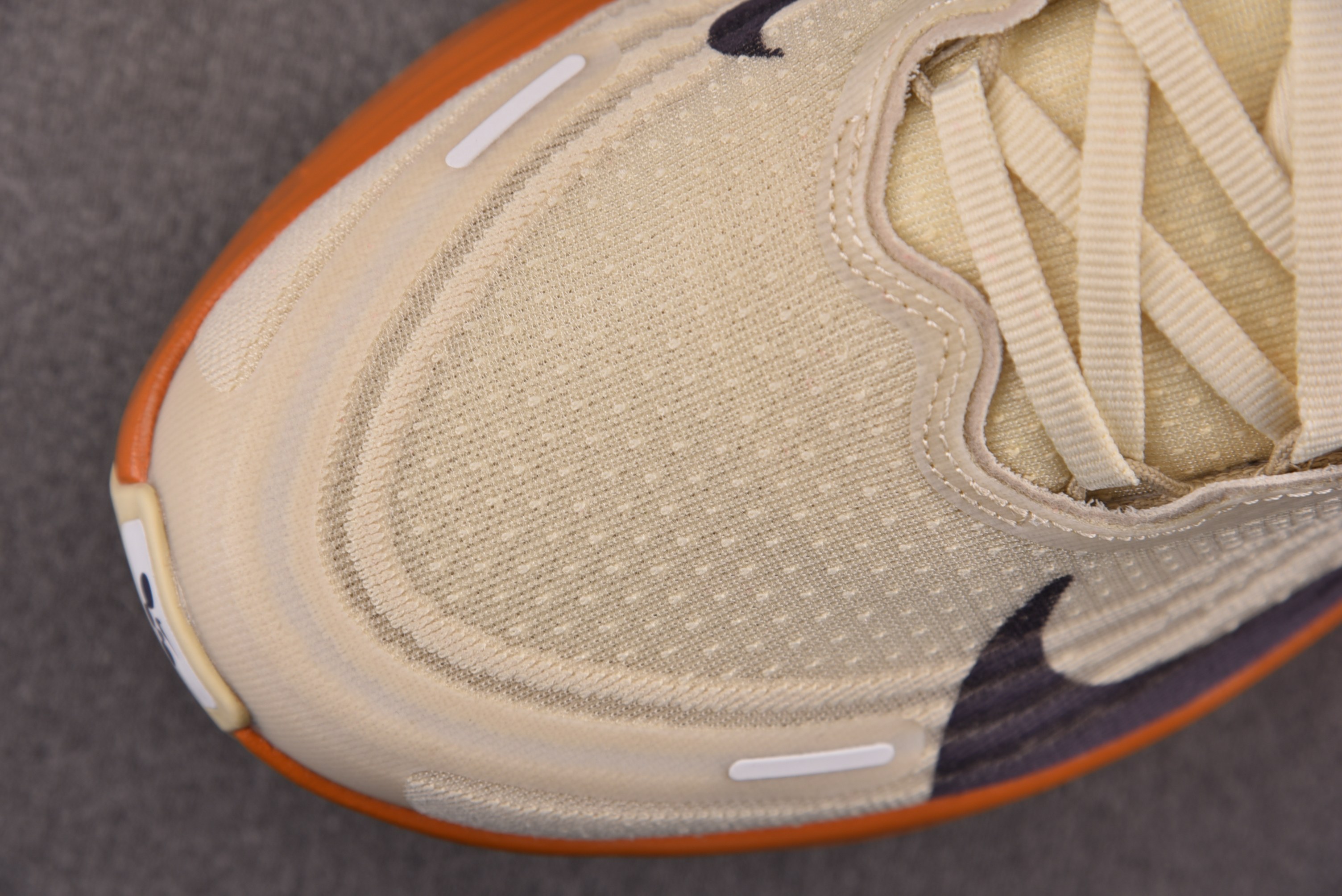 NKAir Zoom Vomero Plus Running Poets 卡其棕 IM6679-258 
