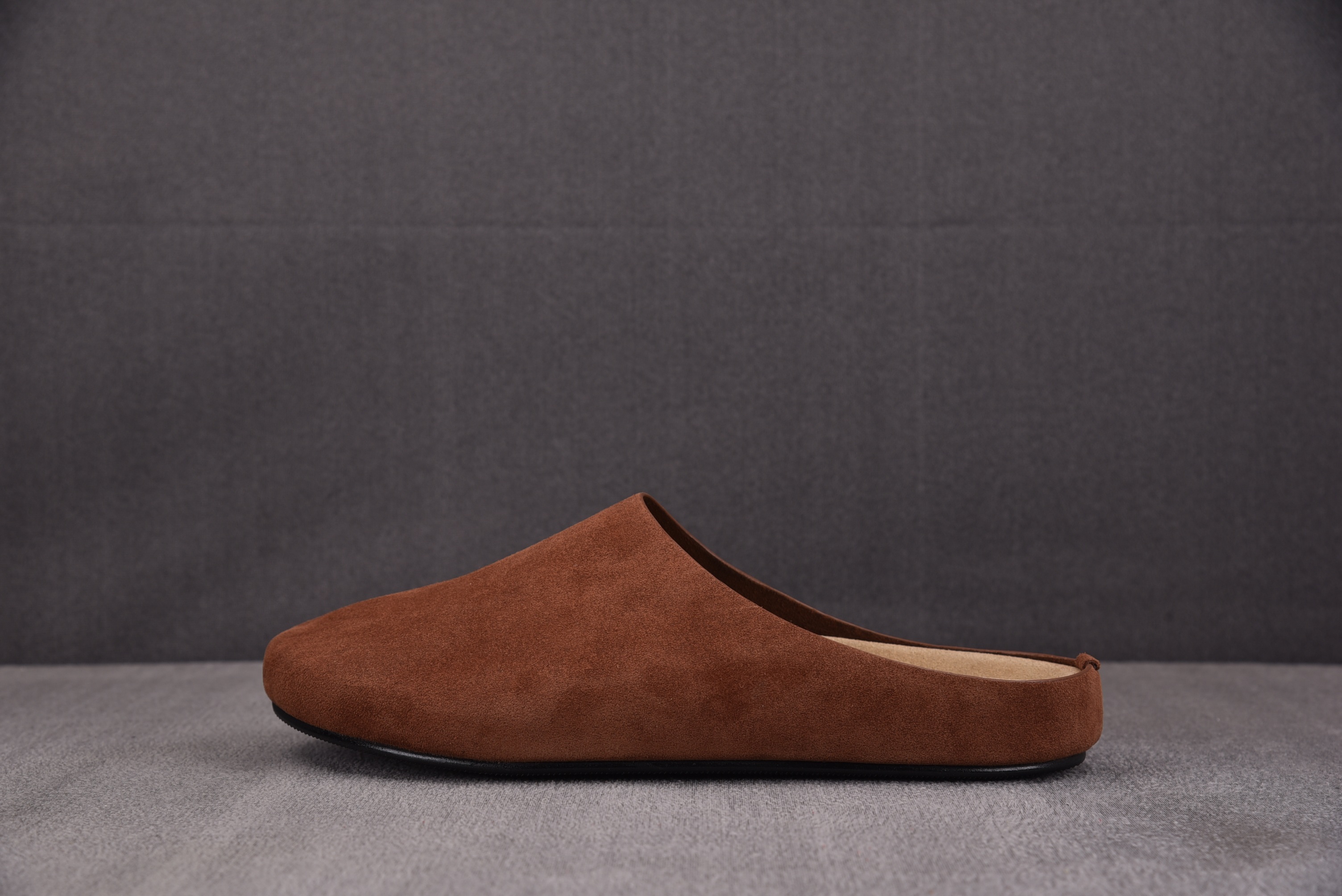 The Row Square Loafer Pumps in tan 棕色  #YZ01136-45