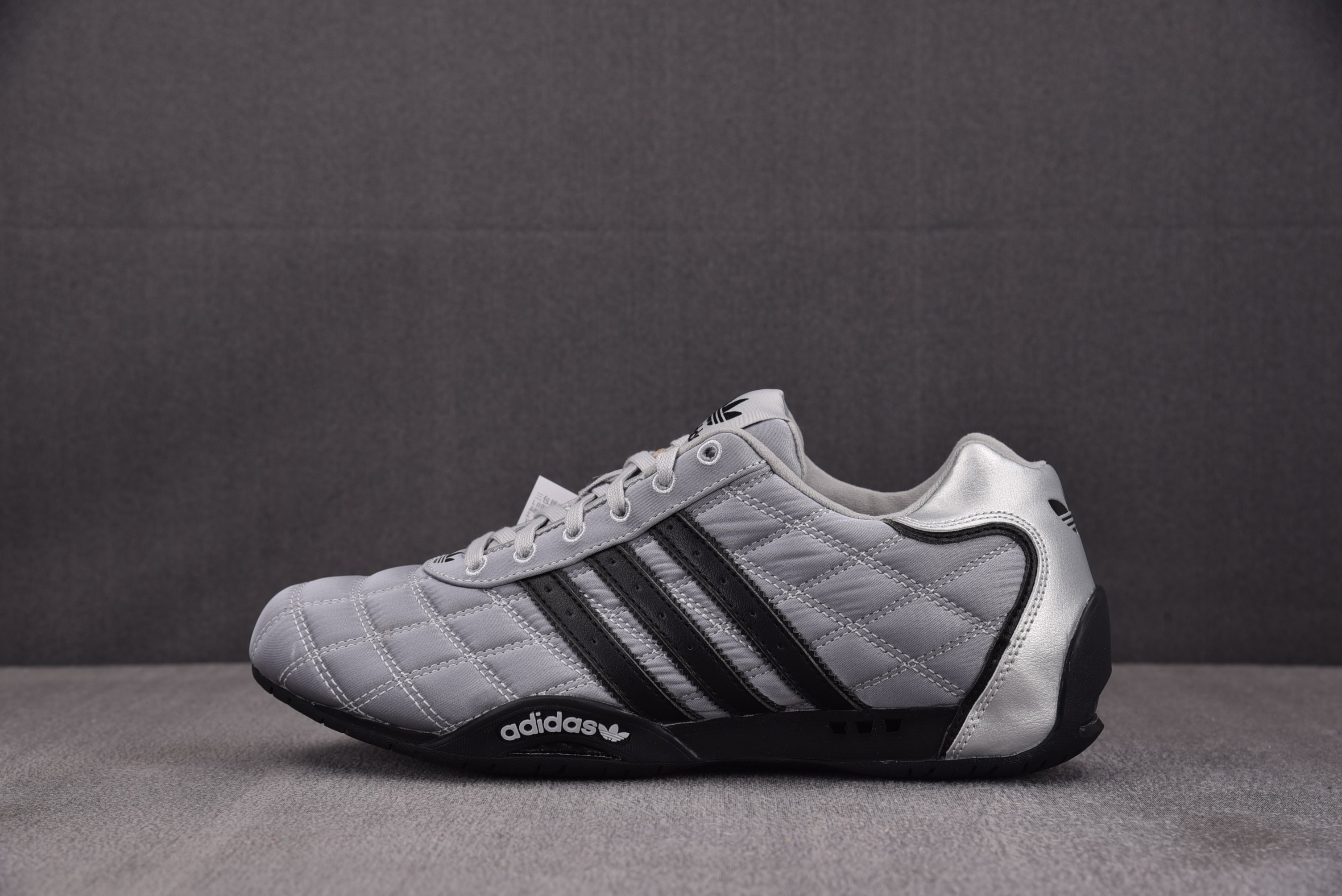 WMNS AD Adiracer Lo Silver Metallic 银灰 JS028436-45