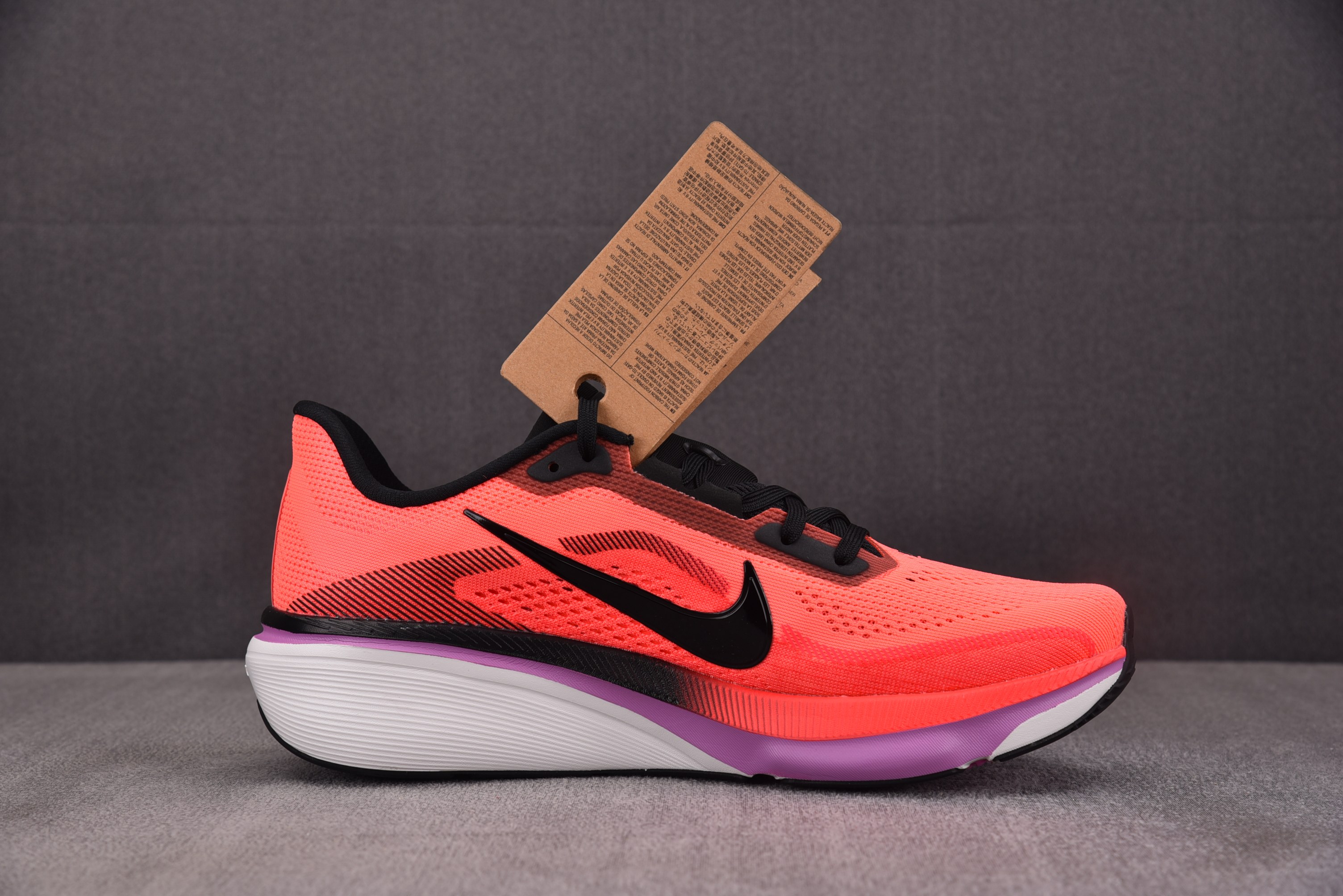 WMNS NK Air Zoom Pegasus 42 Lava Glow Flash Crimson 