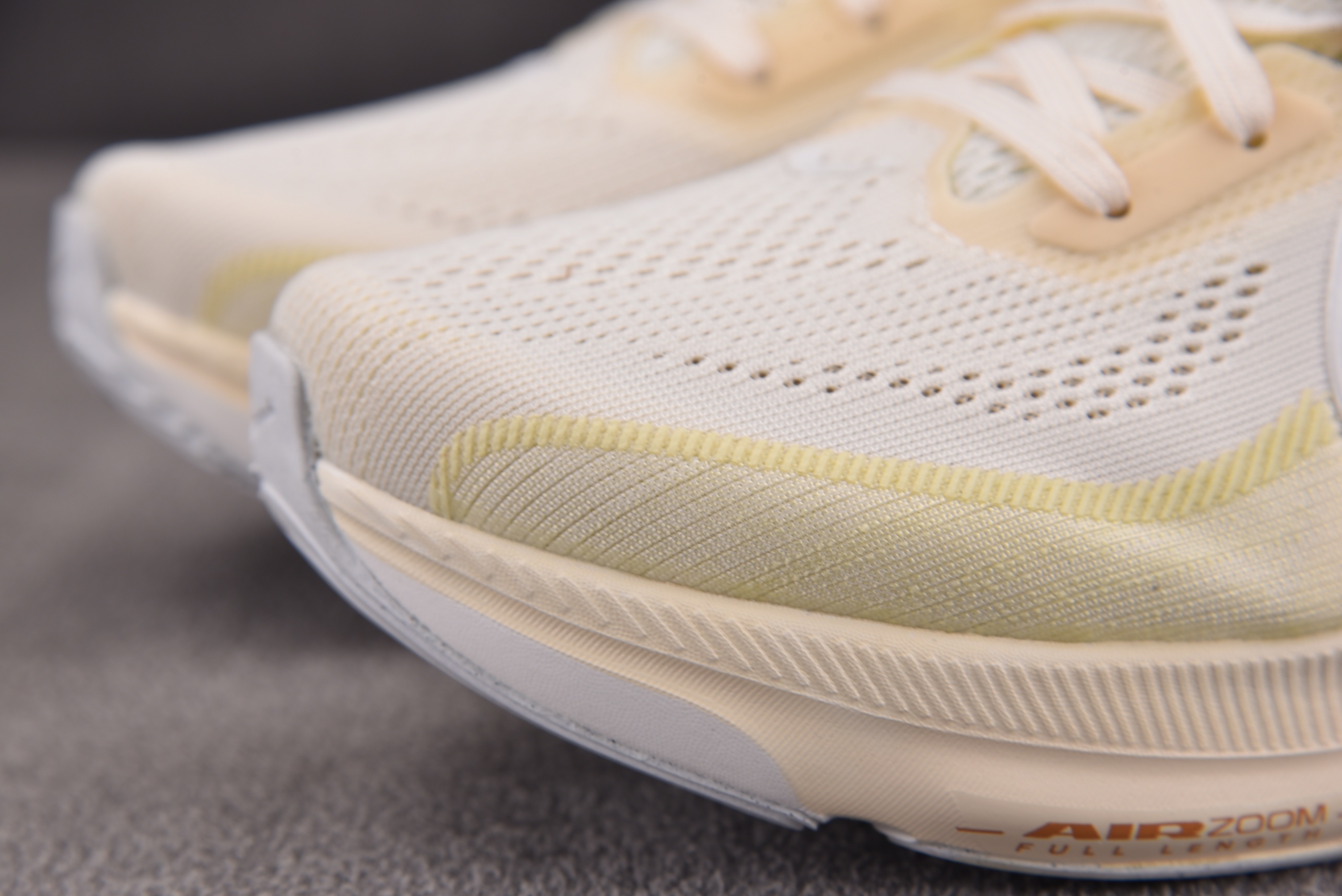 WMNS NK Air Zoom Pegasus 42 Light Beige Yellow 浅米黄 I