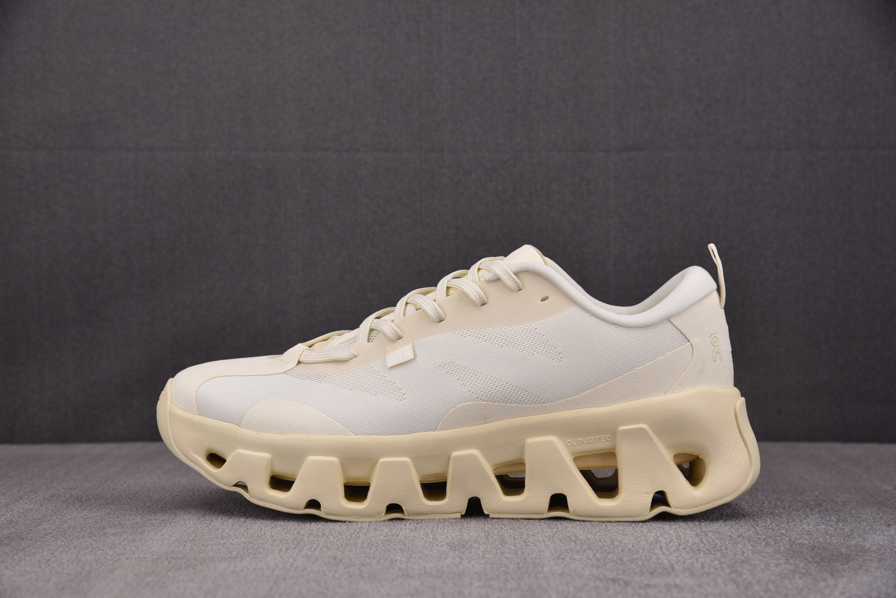 【纯原】On Running Cloudswift K-Tech 1 米色 YZ039-536 37 3