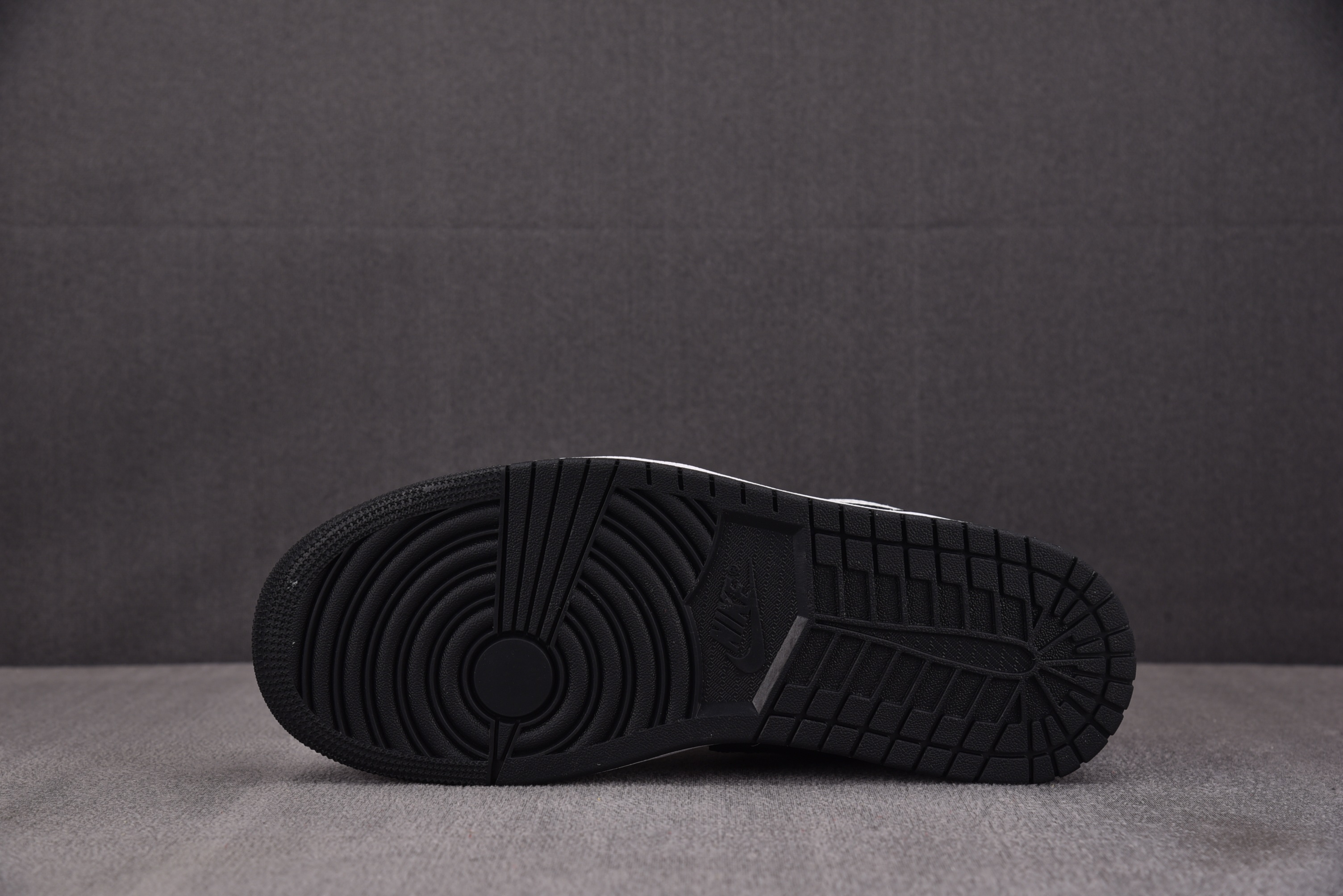 Air Jordan 1 Low Neutral Grey Summit White 黑灰白 -045 