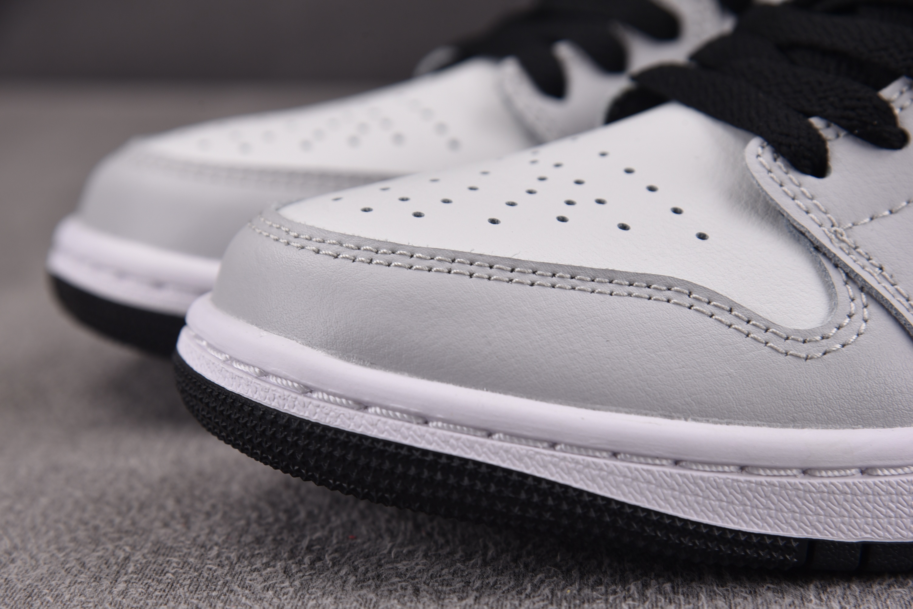 Air Jordan 1 Low Neutral Grey Summit White 黑灰白 -045 