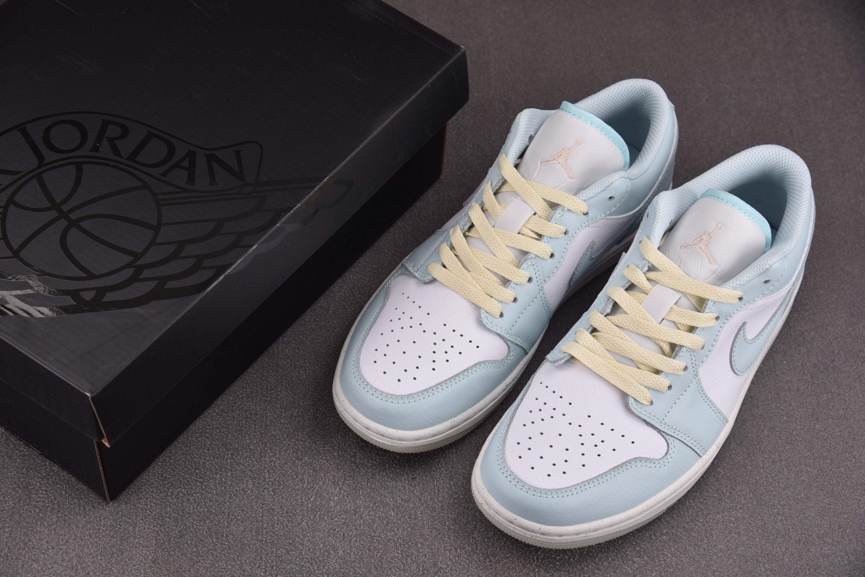 Air Jordan 1 Low SE Glacier Blue Summit White 冰川蓝 HJ