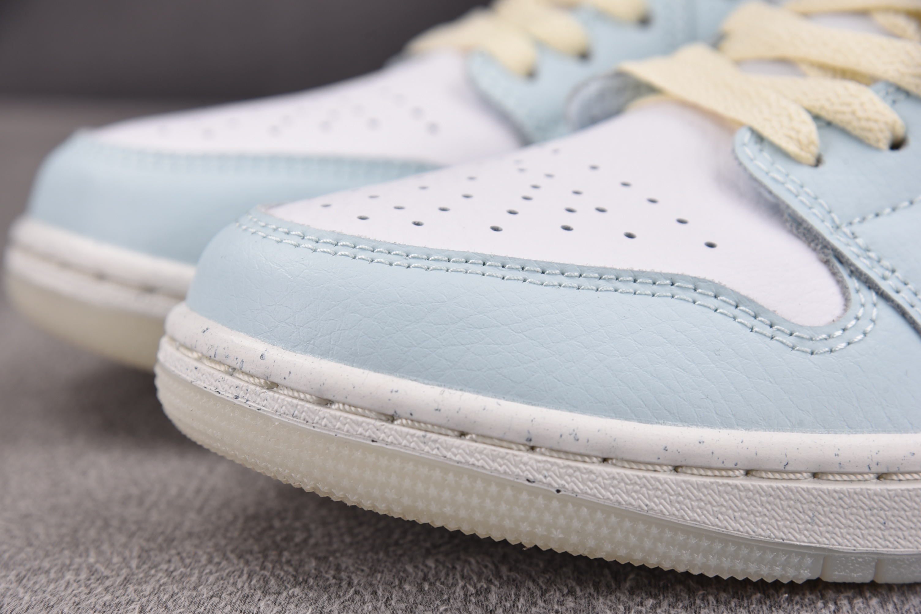 Air Jordan 1 Low SE Glacier Blue Summit White 冰川蓝 HJ