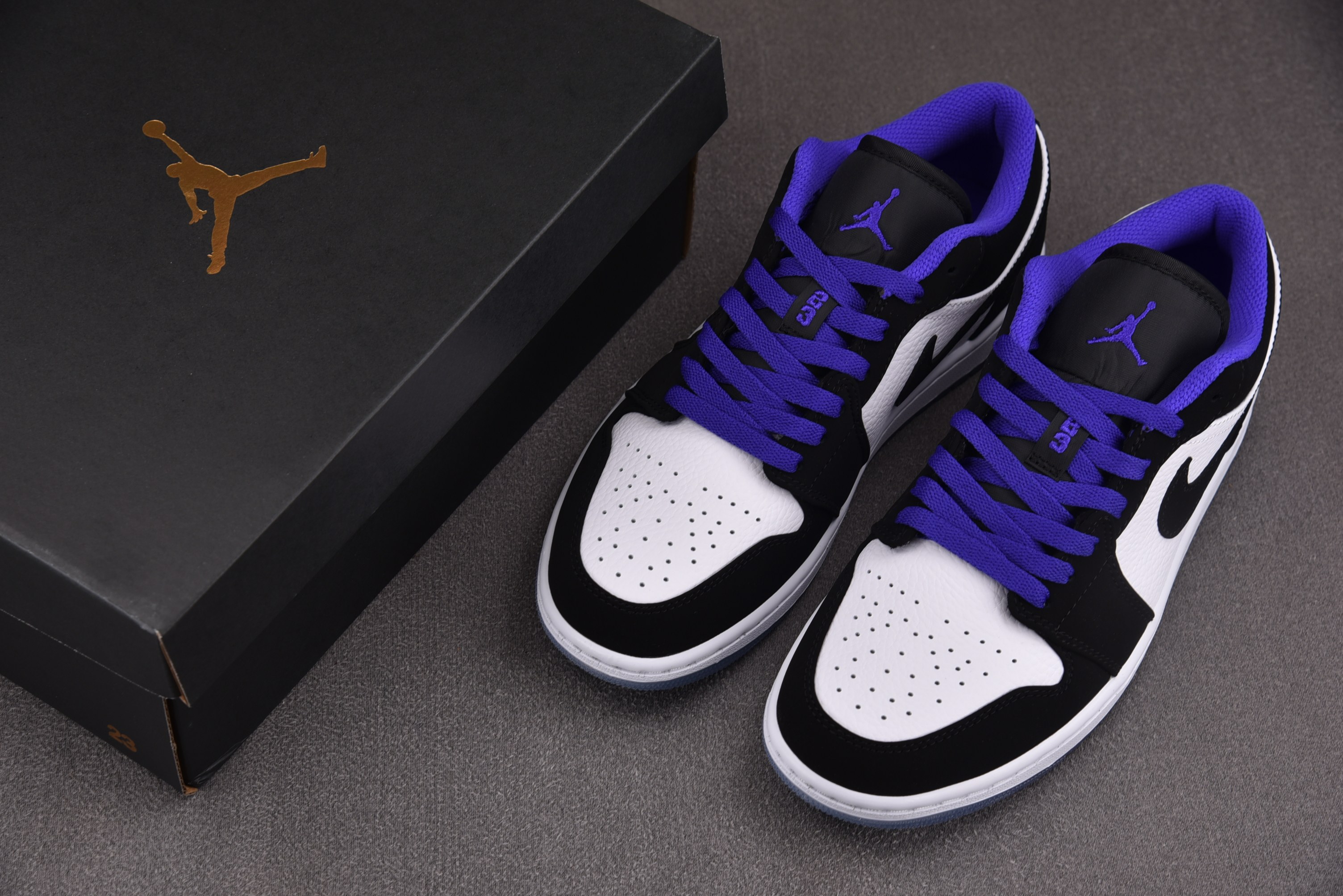 Air Jordan 1 Retro Low White Black Dark Concord 白黑紫 