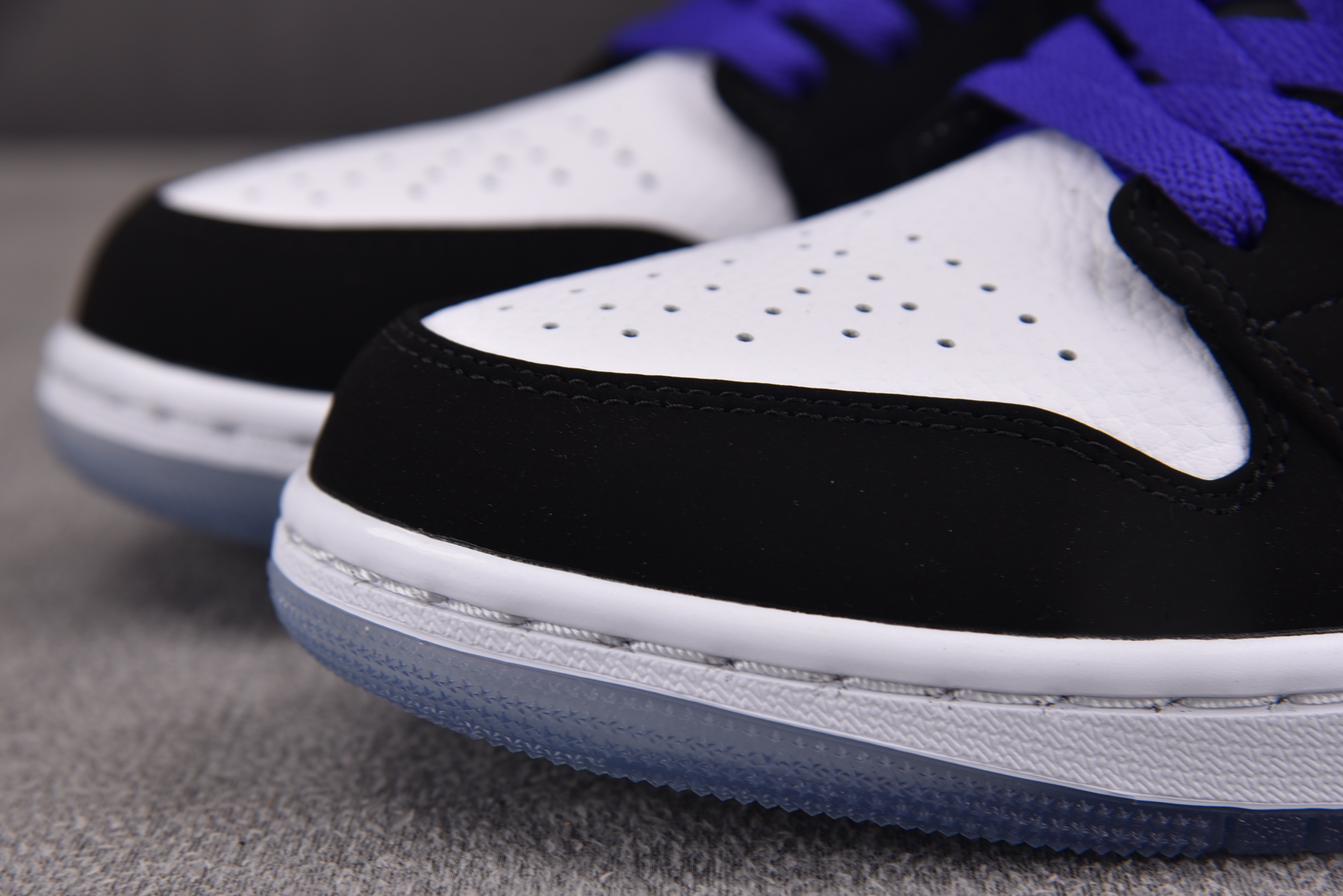 Air Jordan 1 Retro Low White Black Dark Concord 白黑紫 