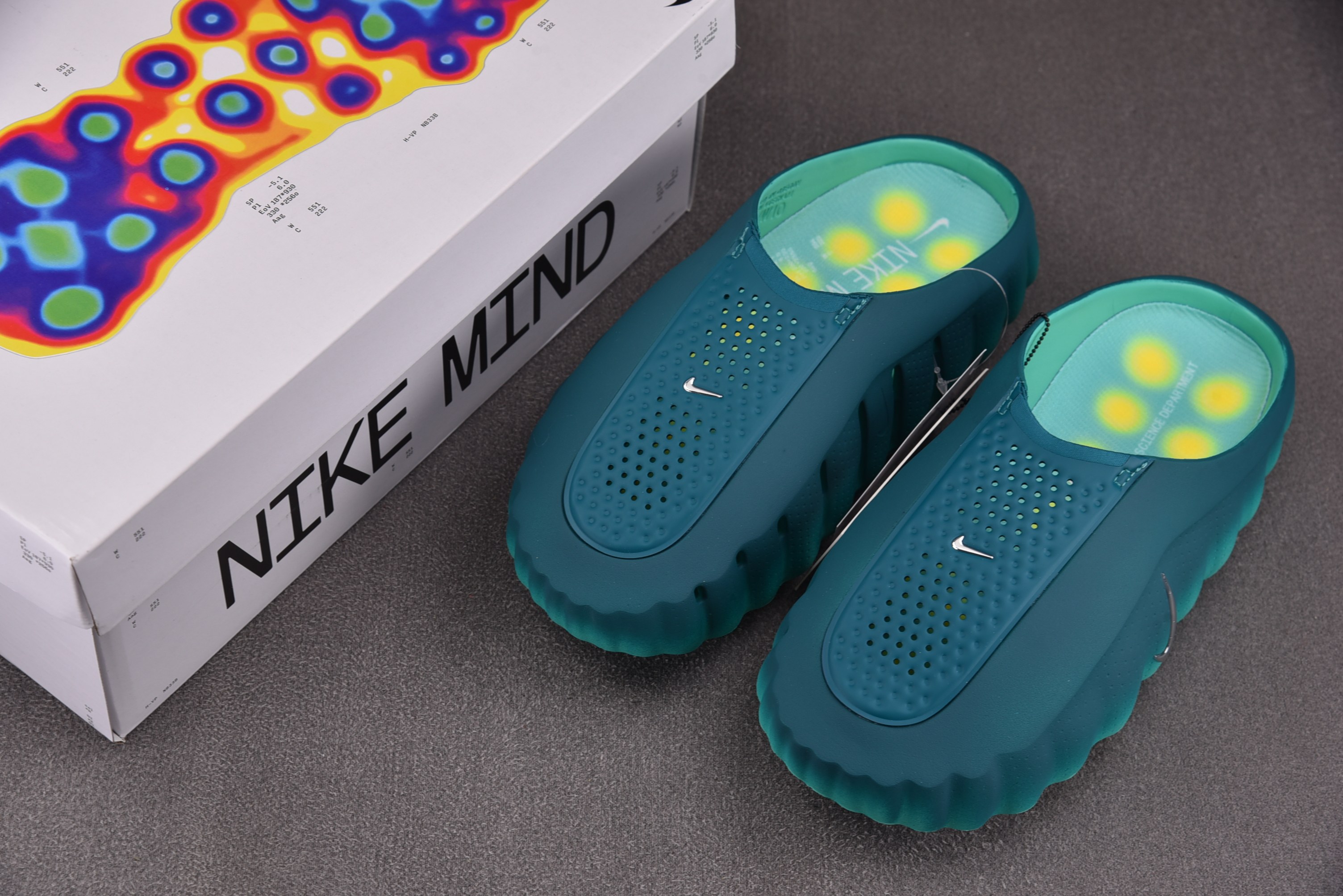 NK Mind 001 Geode Teal 青绿 HQ4307-301 #YZ001-136 37.5