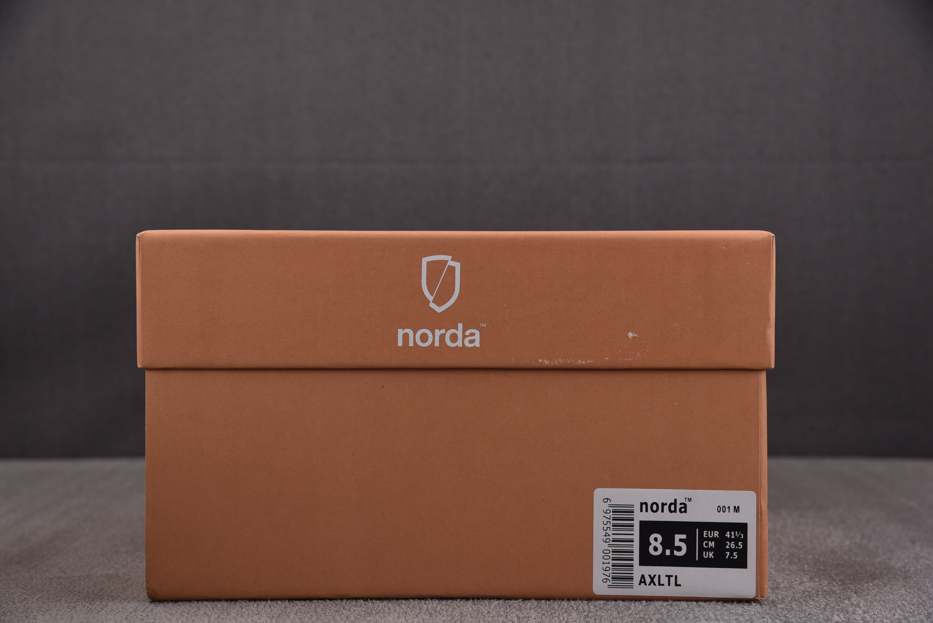 Norda 001 粉灰 #YZ00436-45