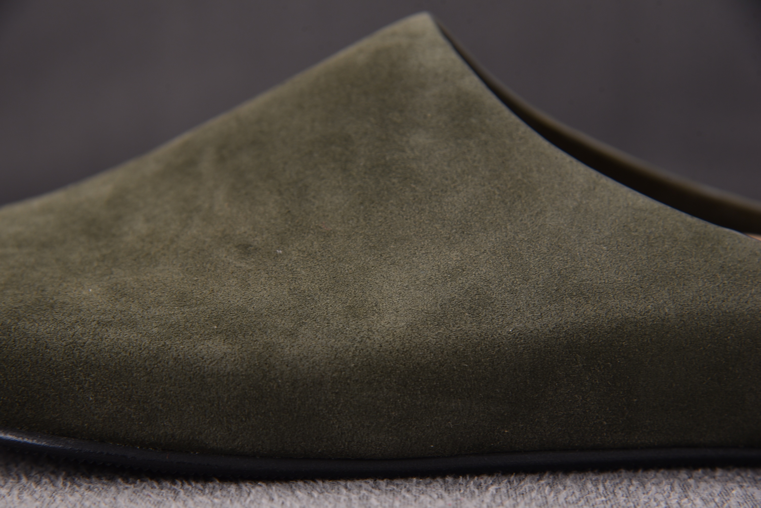 The Row Square Loafer Pumps in tan 橄榄绿 #YZ01136-45
