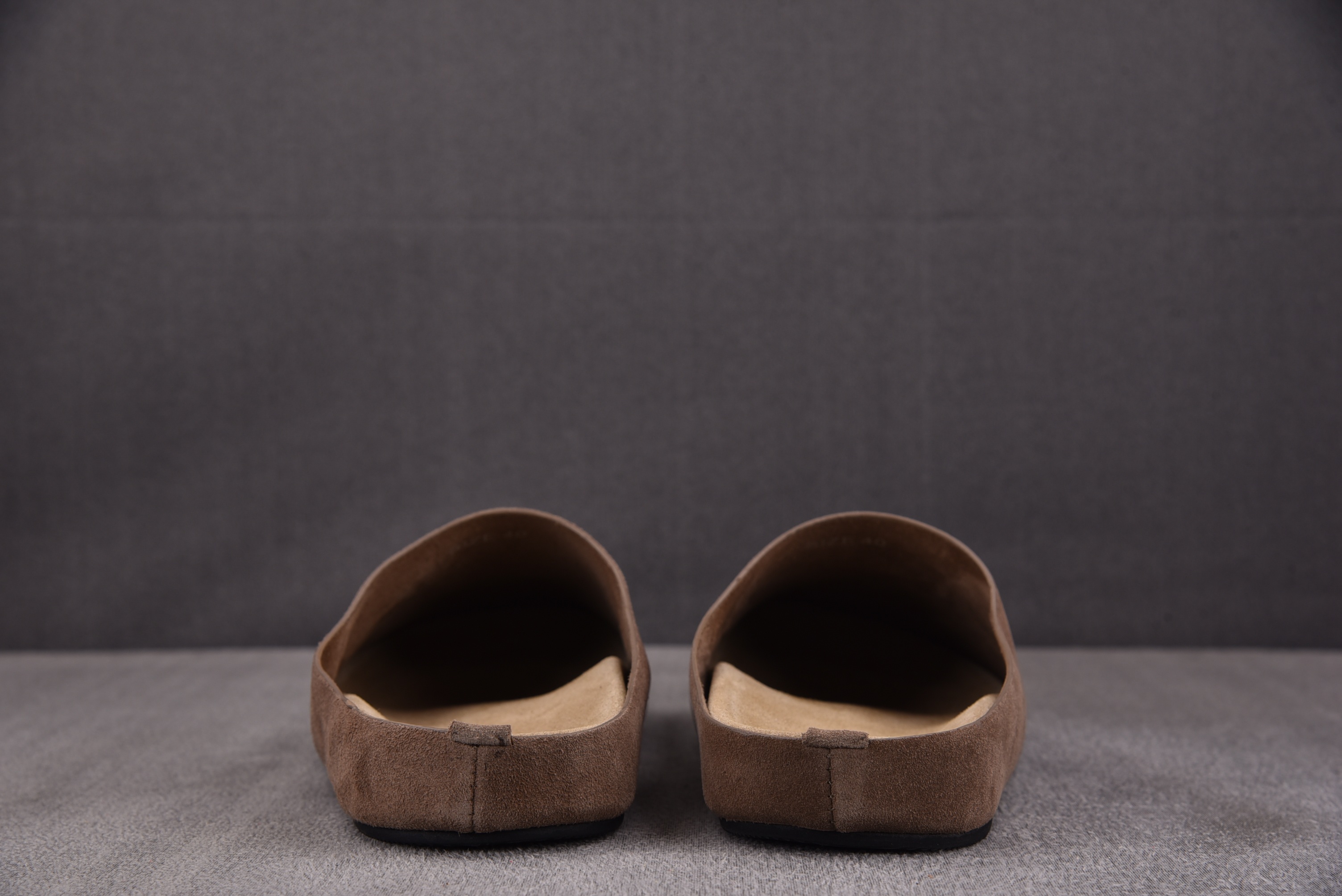 The Row Square Loafer Pumps in tan 羚羊棕  #YZ01136-45