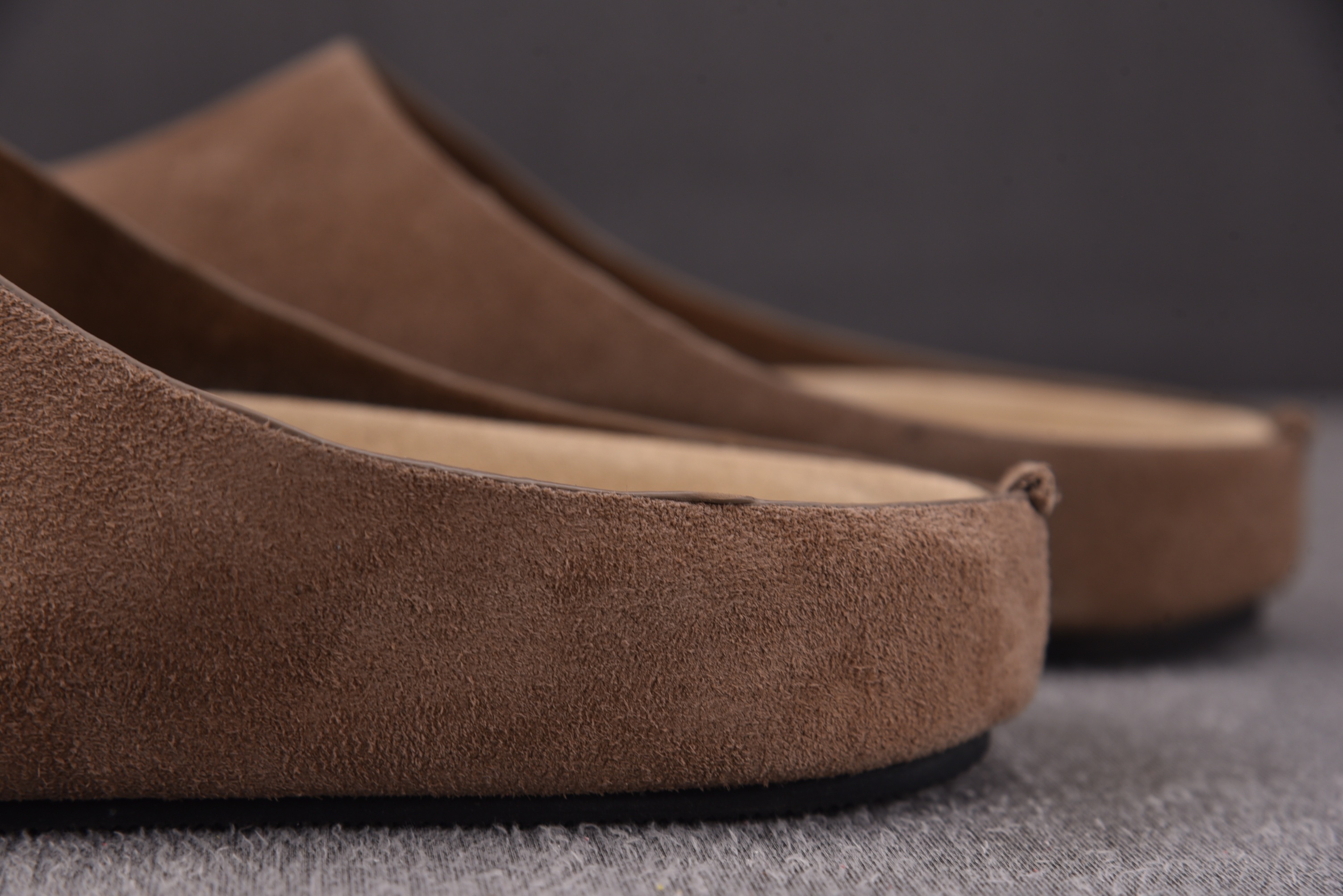The Row Square Loafer Pumps in tan 羚羊棕  #YZ01136-45