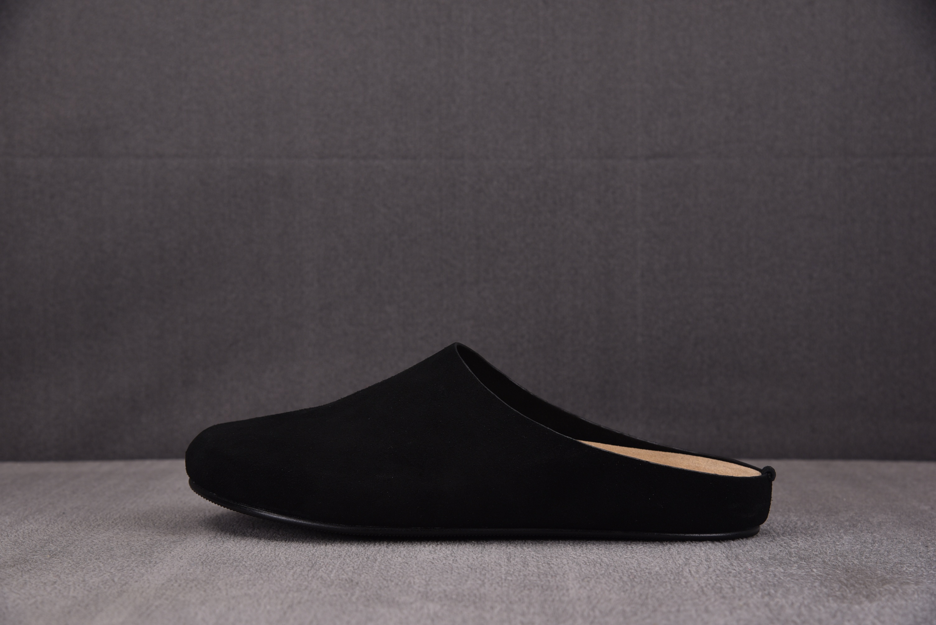 The Row Square Loafer Pumps in tan 黑色  #YZ01136-45