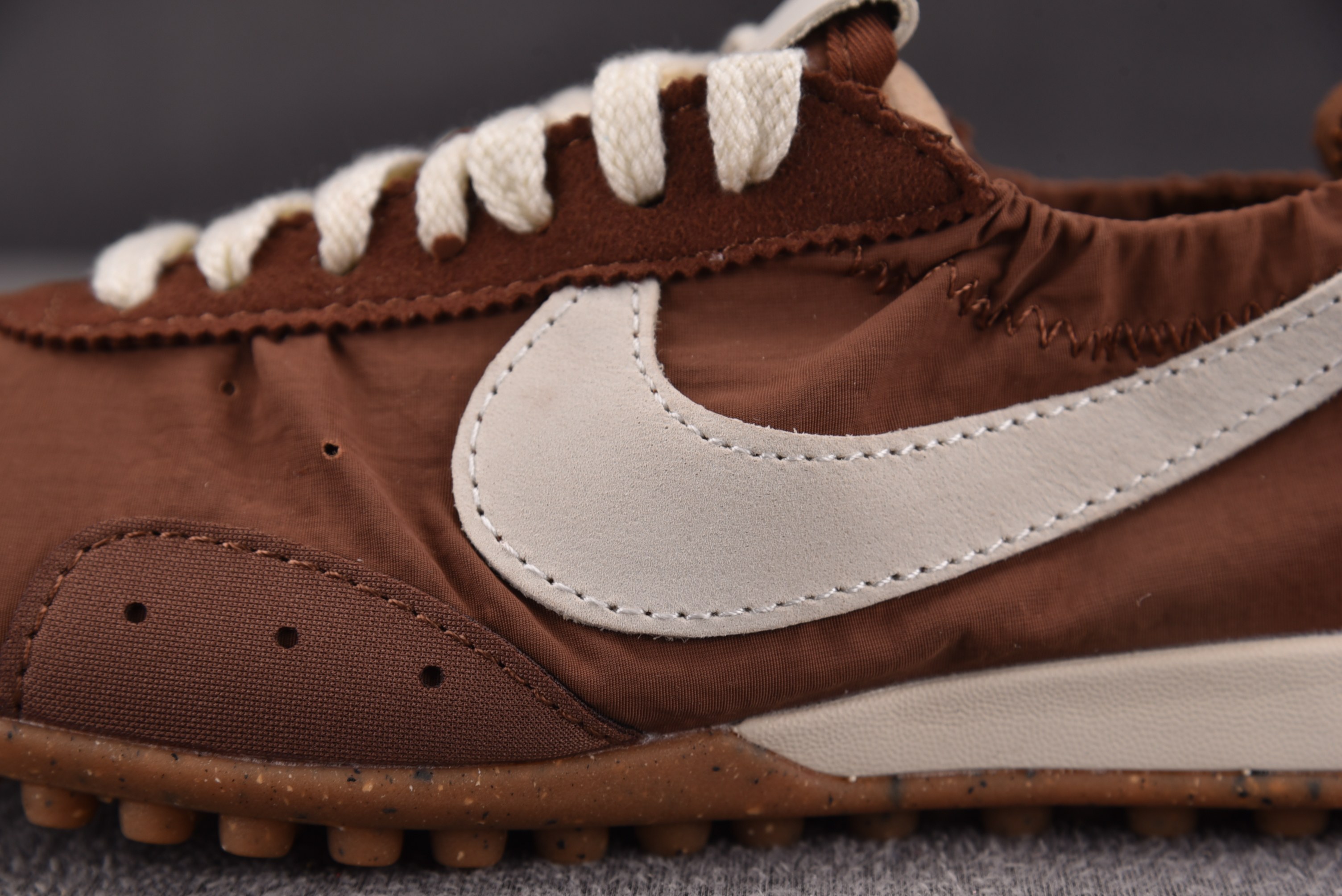WMNS NK x Jacquemus Moon Shoe SP Fauna Brown 棕色 HV85