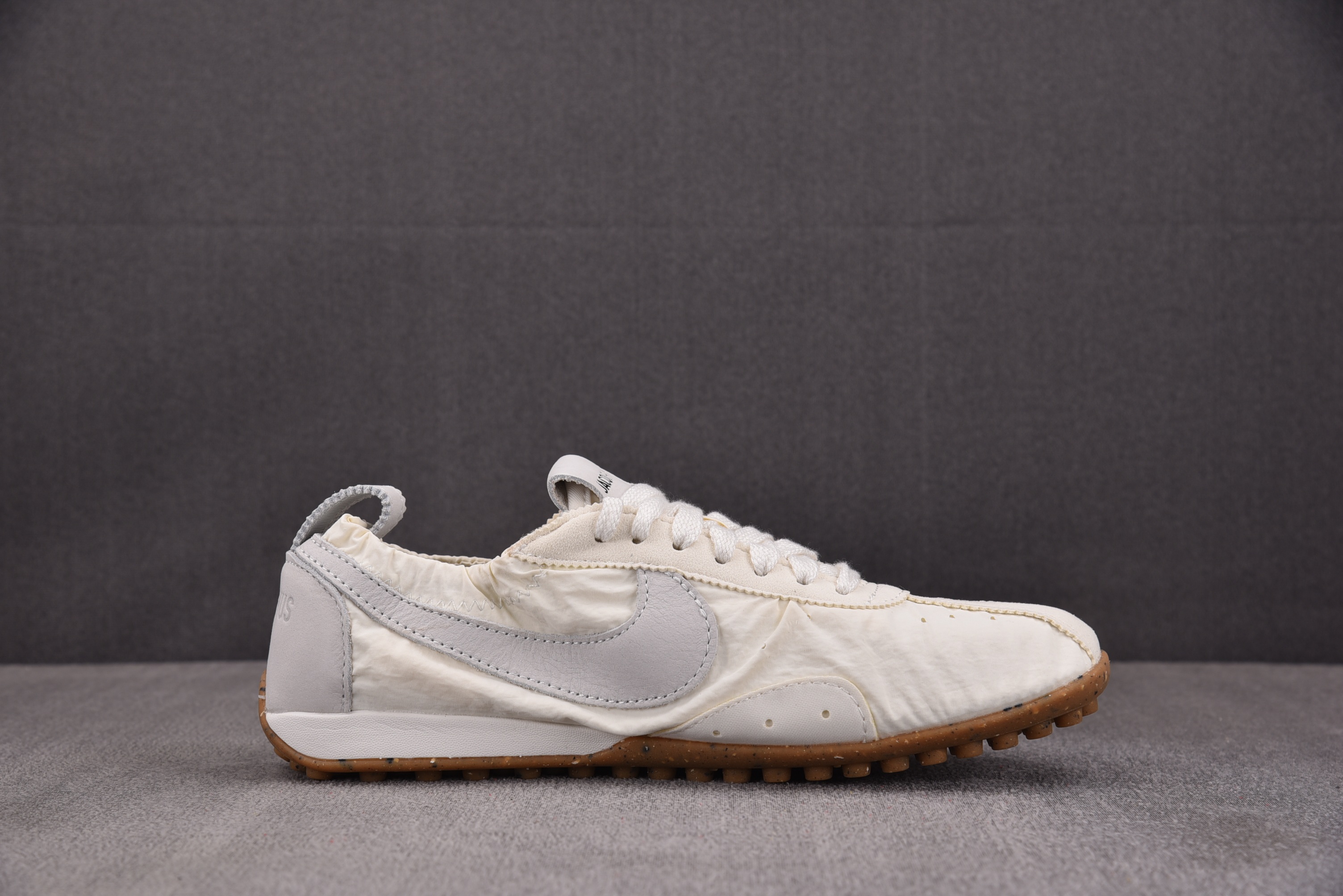 WMNS NK x Jacquemus Moon Shoe SP Soft Pearl 白色 HV854