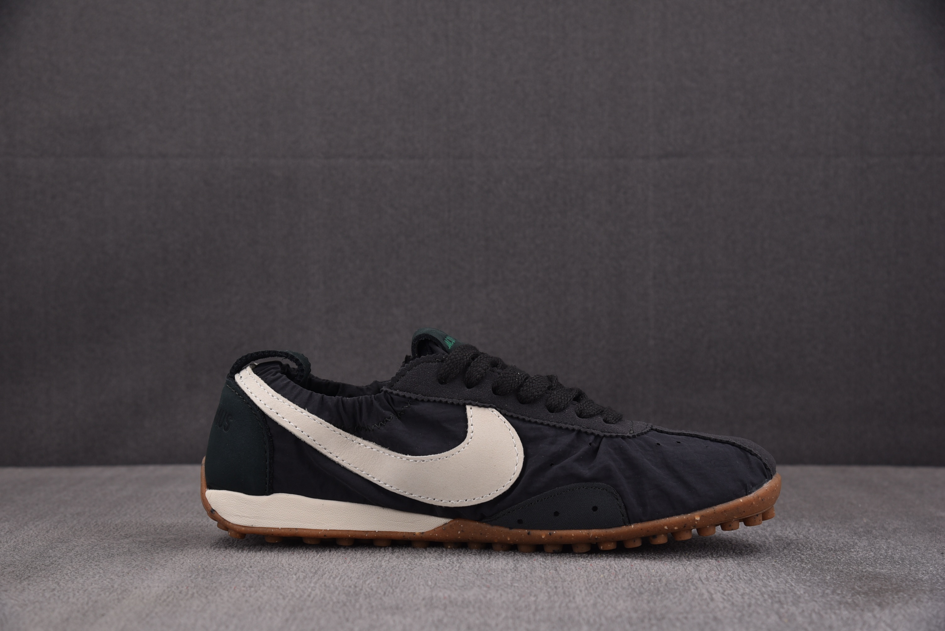 WMNS NK x Jacquemus Moon SP Off Noir 黑白 HV8547-001 Y