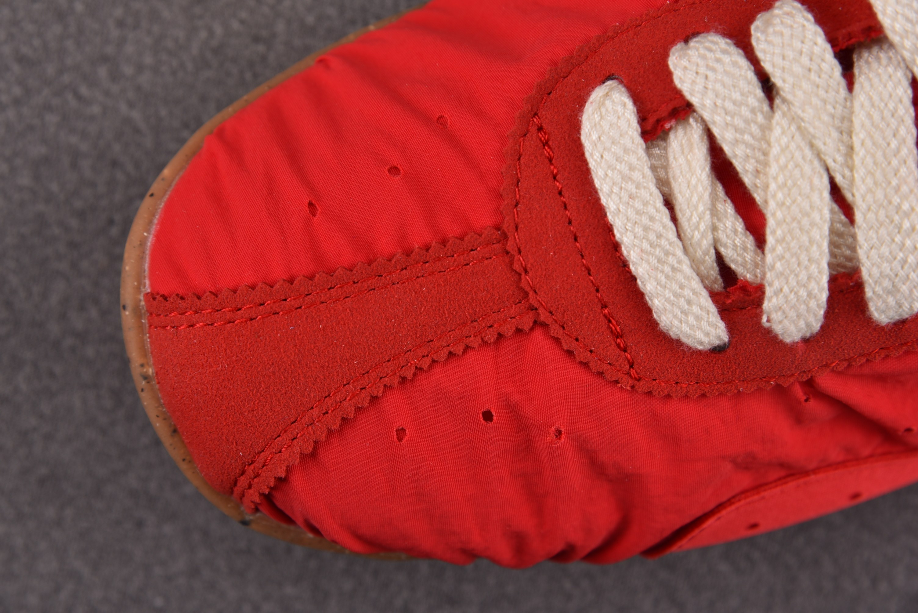 WMNS NK x Jacquemus Moon SP University Red 红色 HV8547