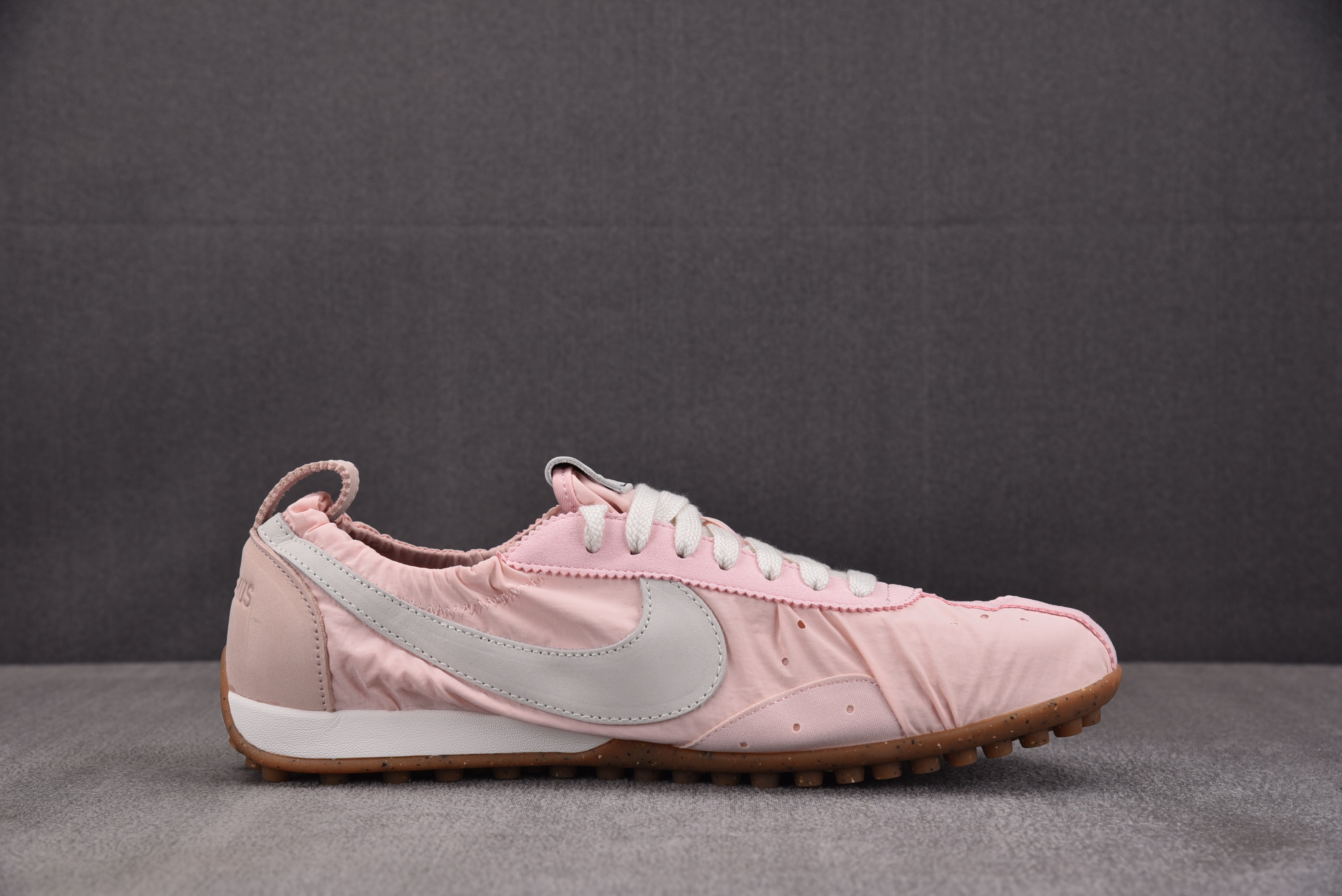 WMNS NK x Jacquemus Moon Shoe SP Aluminum Pink 粉色 HV