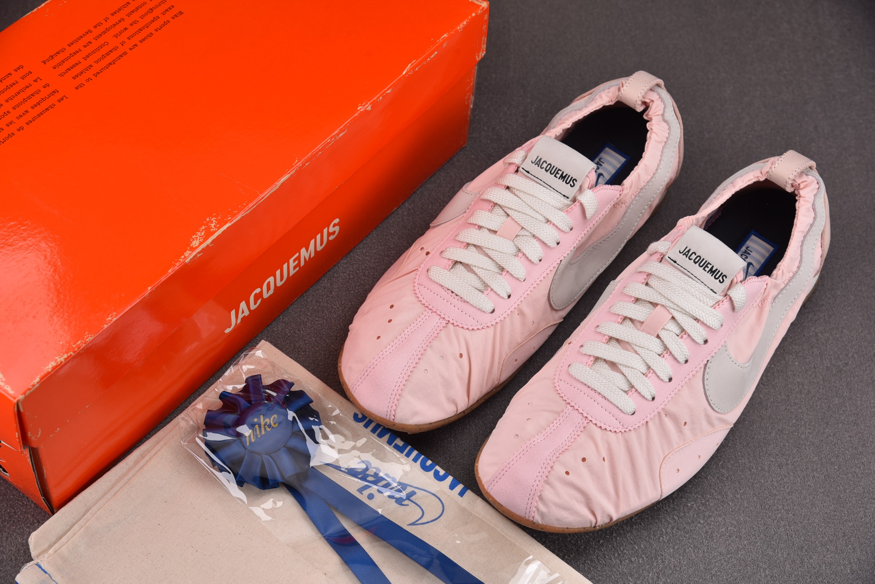 WMNS NK x Jacquemus Moon Shoe SP Aluminum Pink 粉色 HV