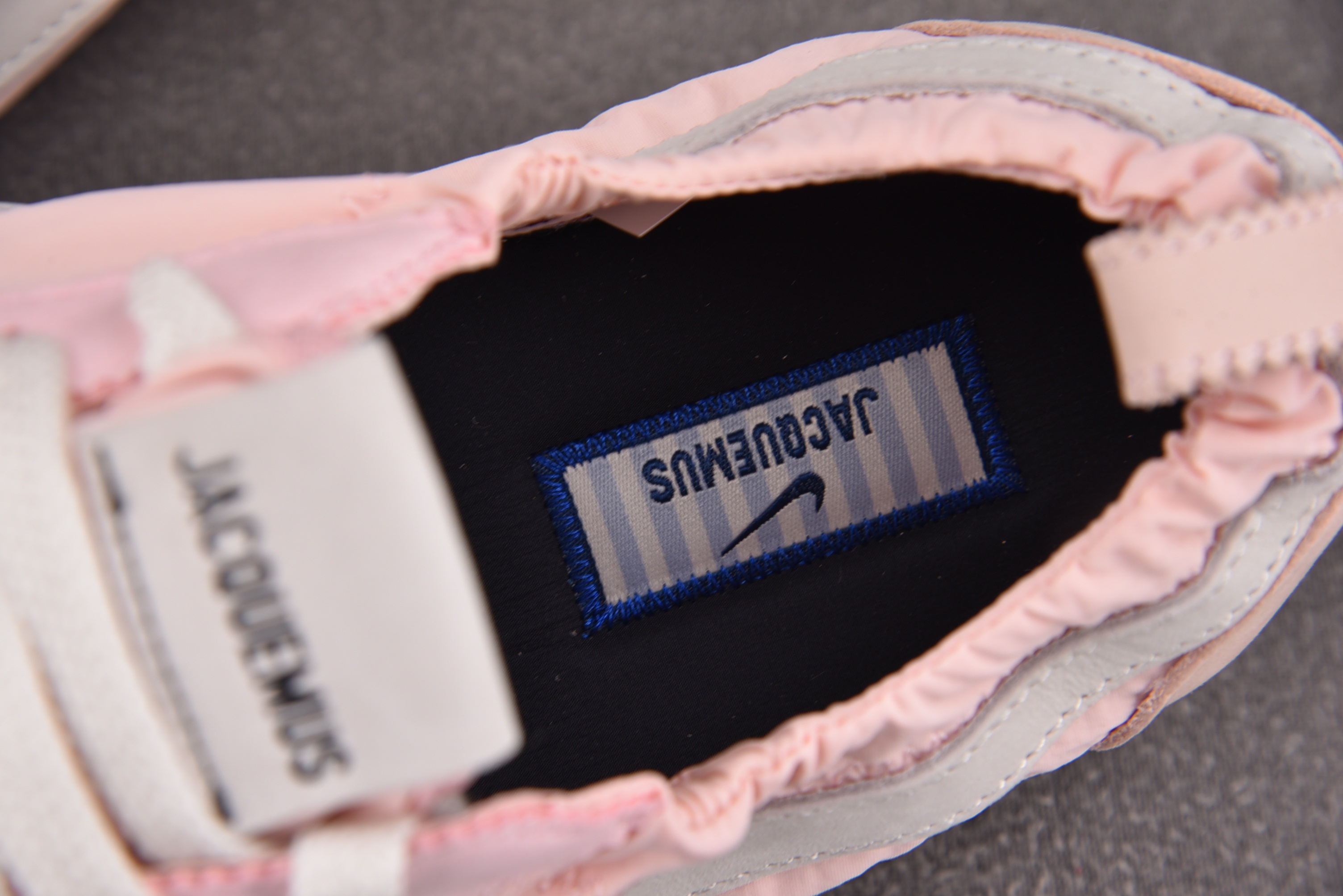 WMNS NK x Jacquemus Moon Shoe SP Aluminum Pink 粉色 HV
