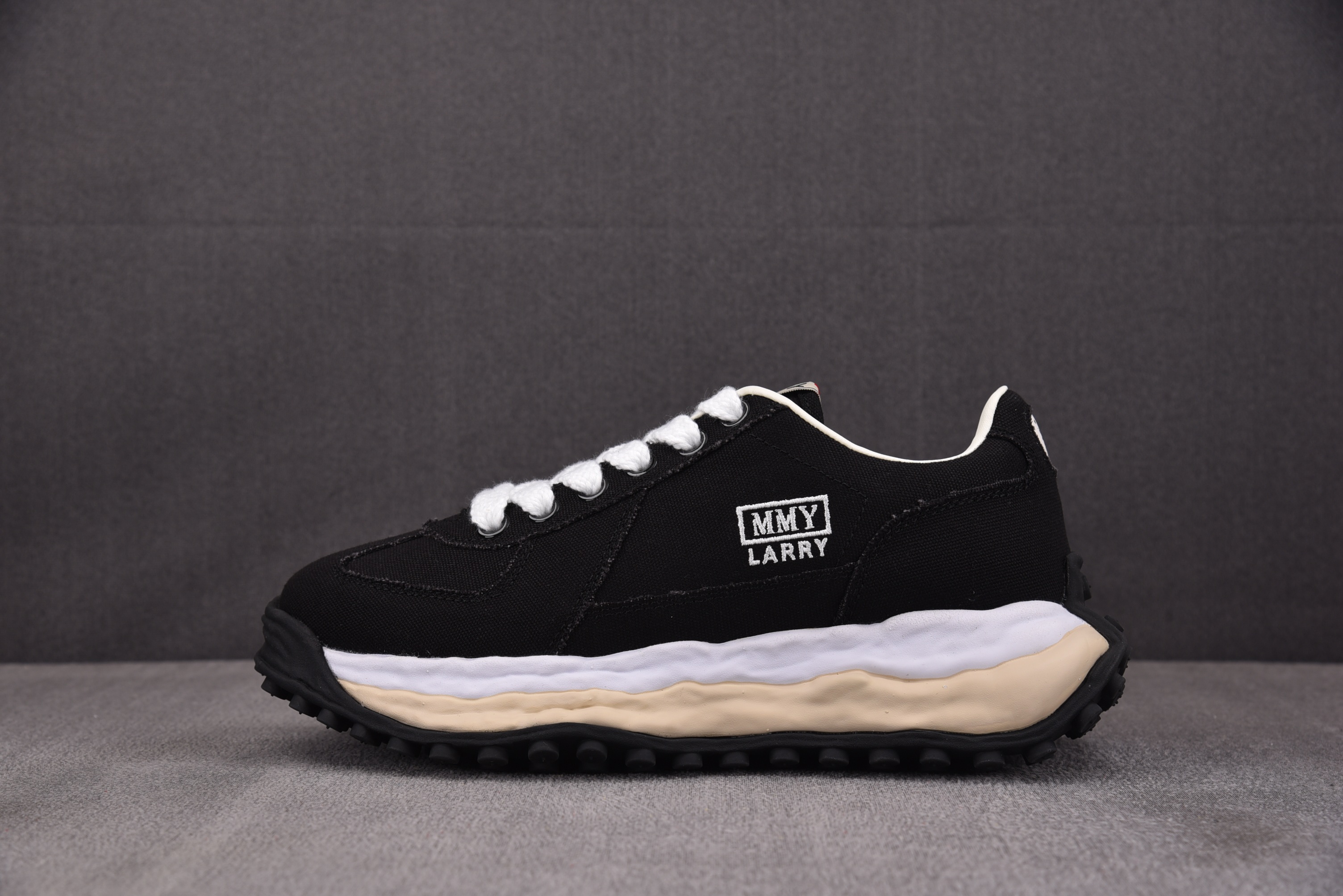 MIHARA YASUHIRO 黑色 No.301 #YZ00636-45