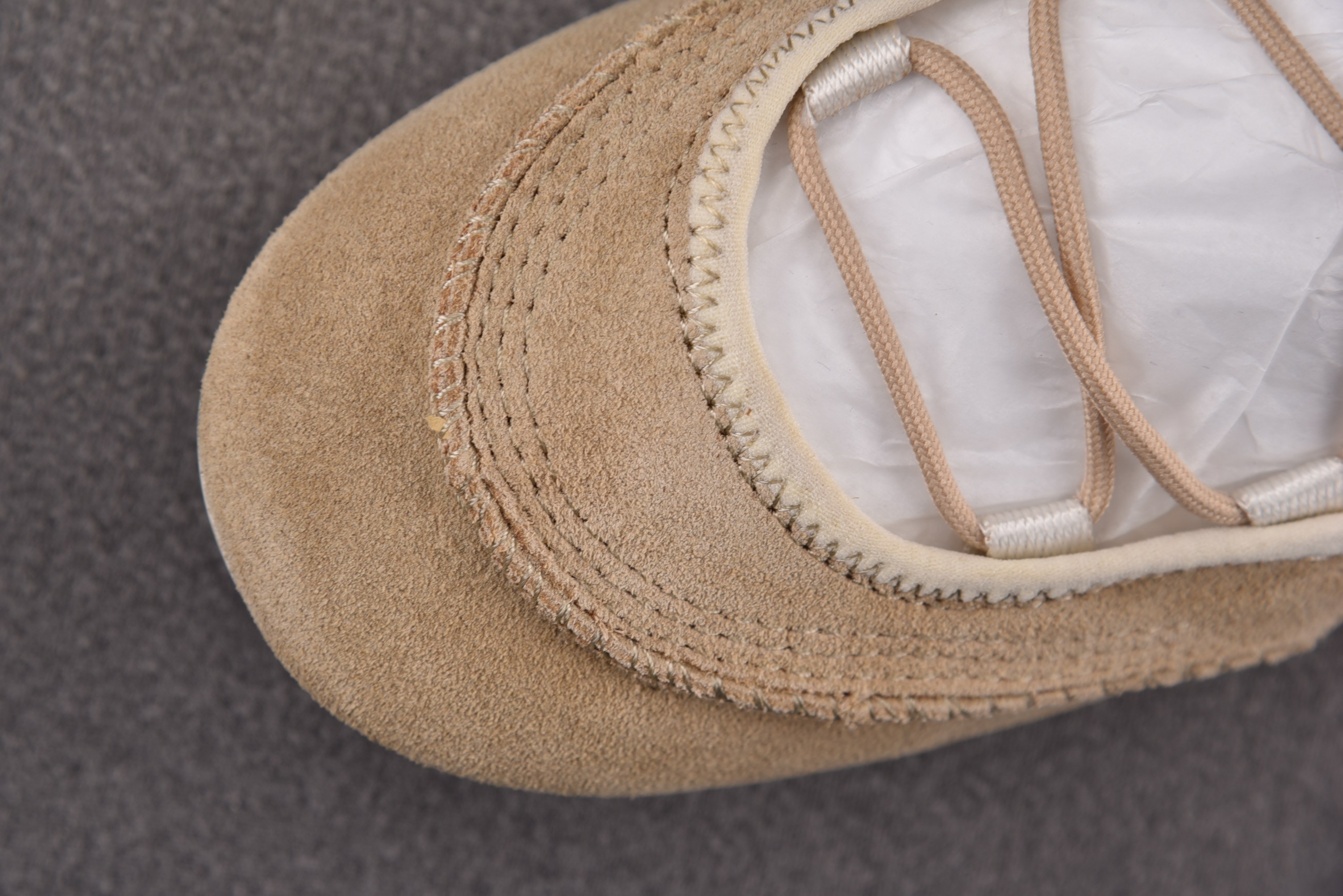 UGG Quill 菜籽色 #YZ02436-40