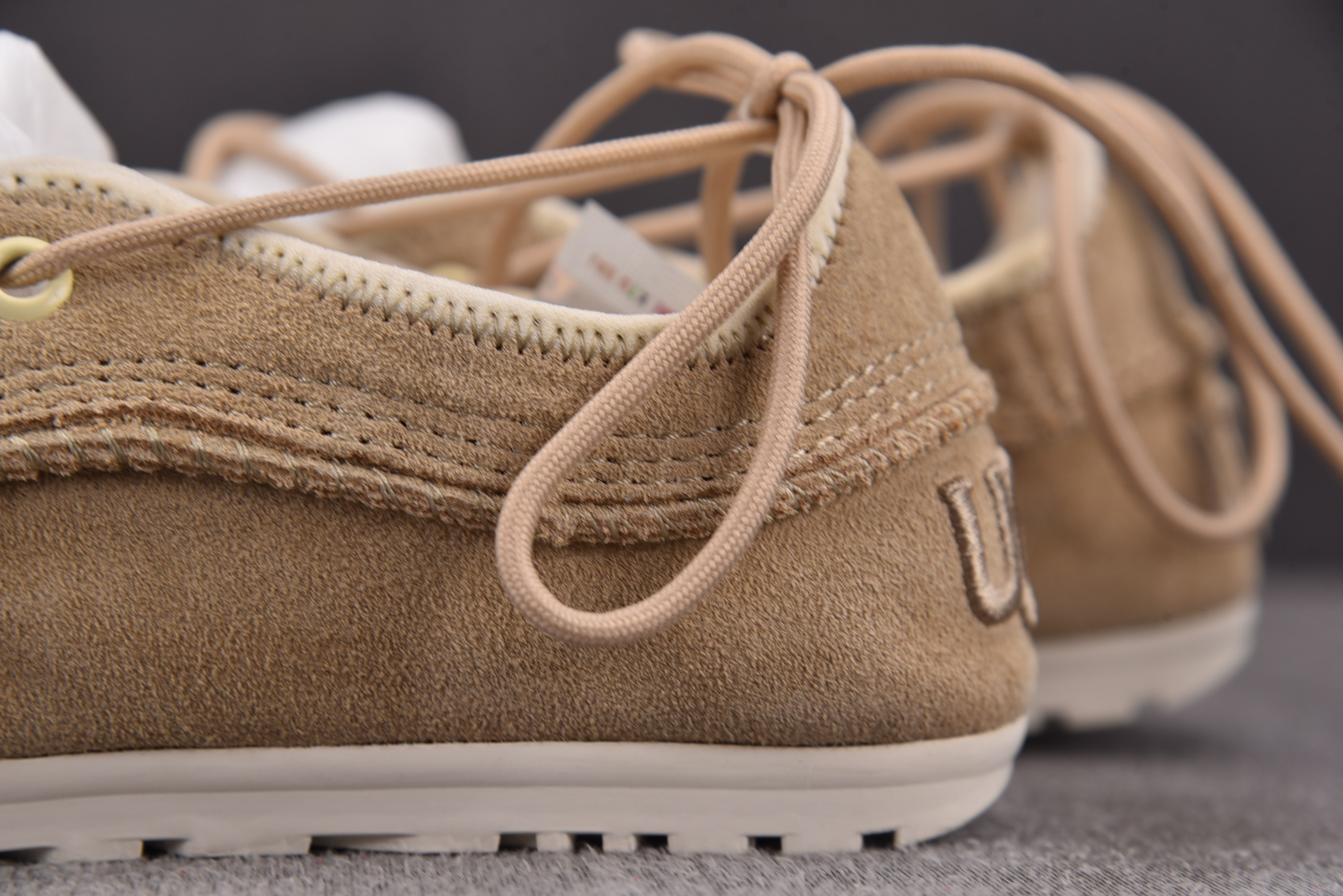 UGG Quill 菜籽色 #YZ02436-40