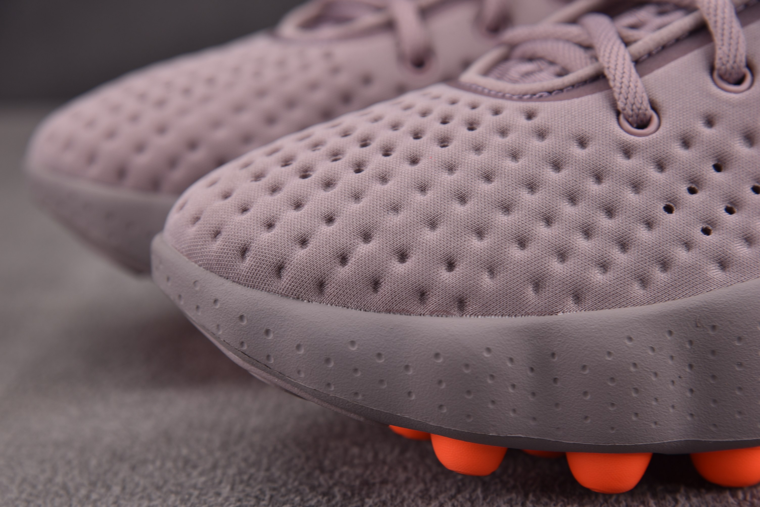 WMNS NK Mind 002 Light Violet Ore Purple Smoke 灰紫 HQ