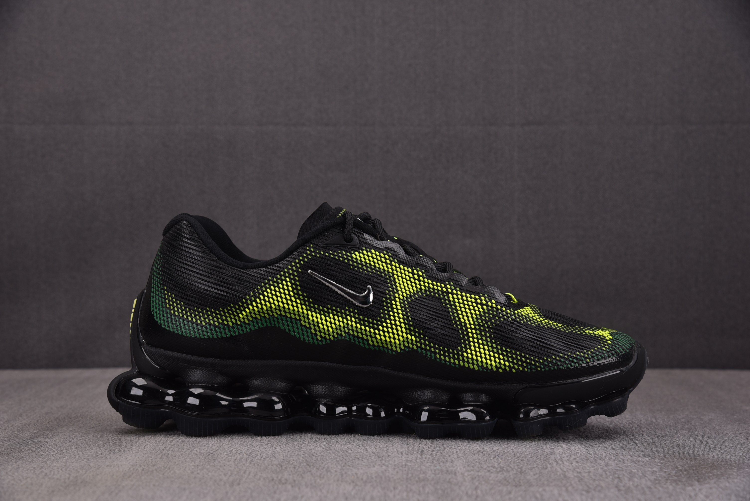 NK Air Liquid Max Radiant Green Apple Green 黑绿 IQ763