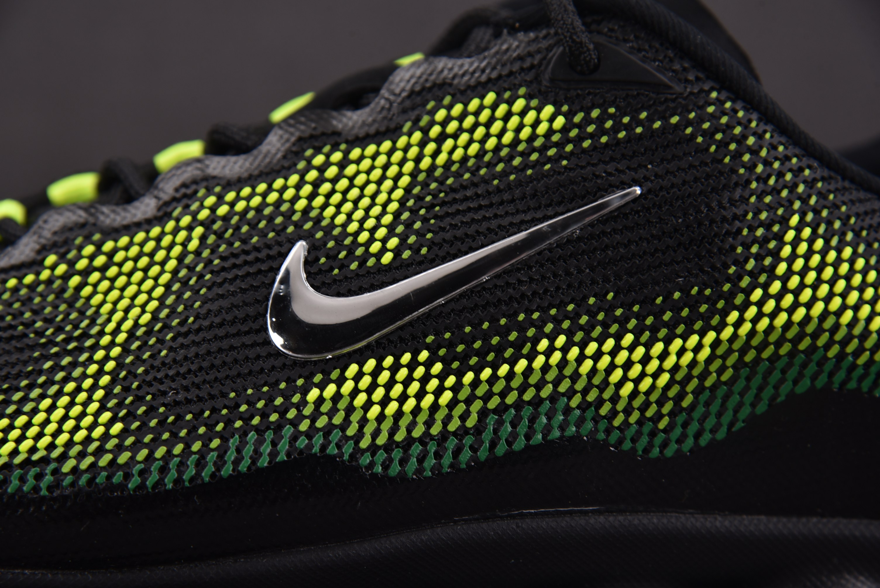 NK Air Liquid Max Radiant Green Apple Green 黑绿 IQ763