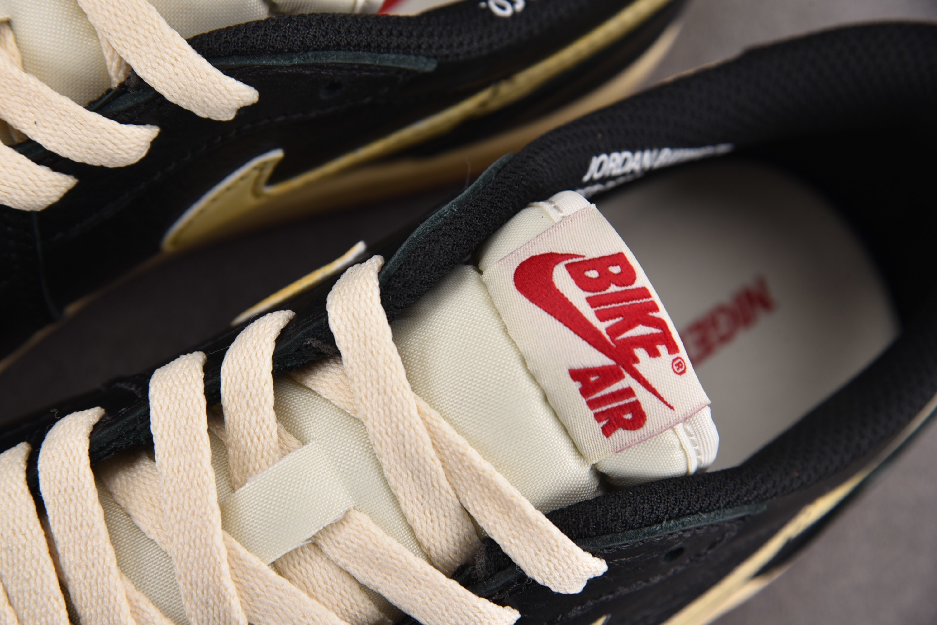 Air Jordan 1 Retro Low OG x Nigel Sylvester Nitro 黑色