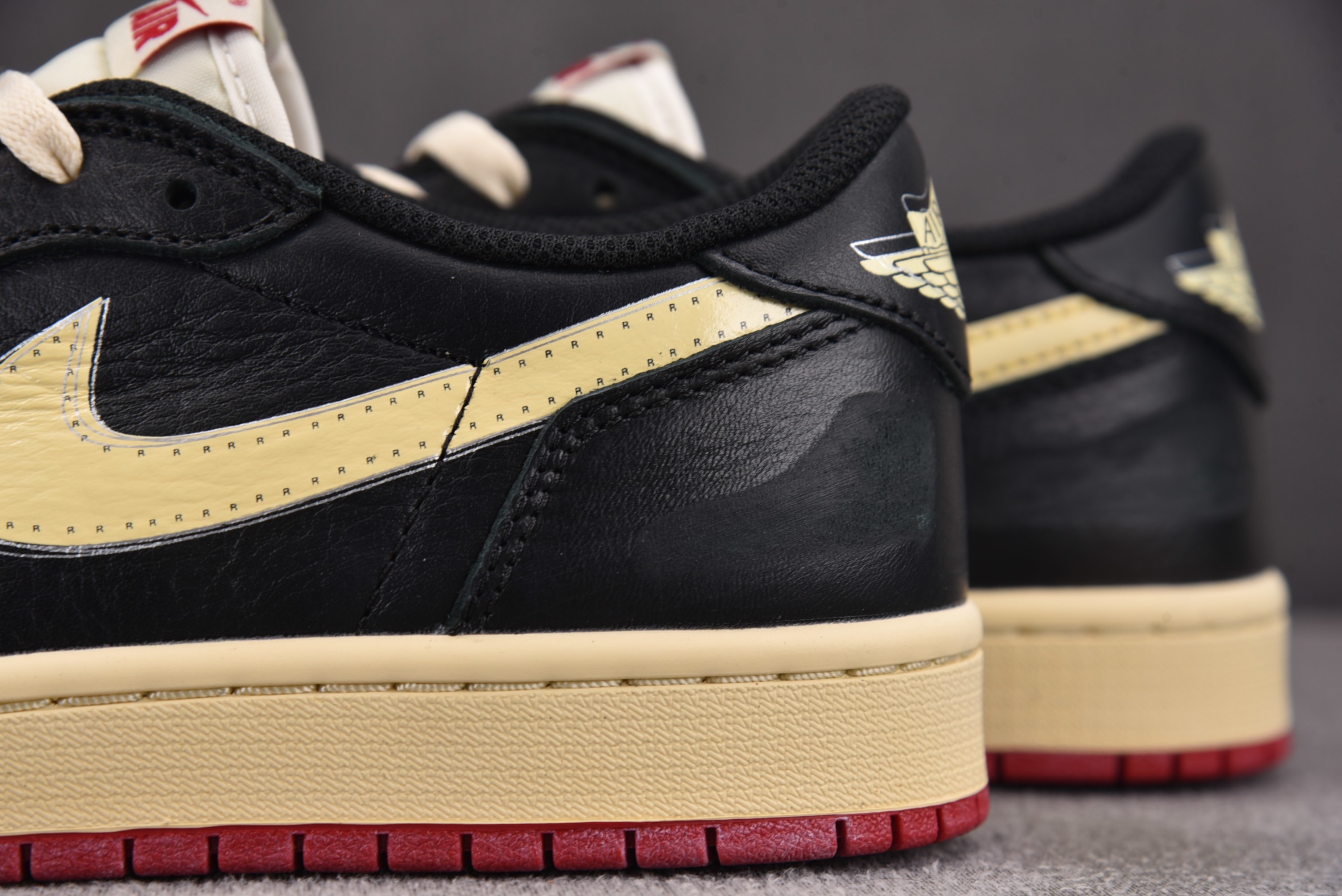 Air Jordan 1 Retro Low OG x Nigel Sylvester Nitro 黑色